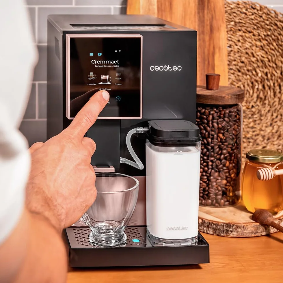 Cecotec Ręczny ekspres do kawy i cappuccino Cremmaet Compactccino Connected Black Rose. 30 odmian, zbiornik na mleko 400 ml, zbiornik na wodę 1,1 l, ekran TFT, 19 barów, termoblok