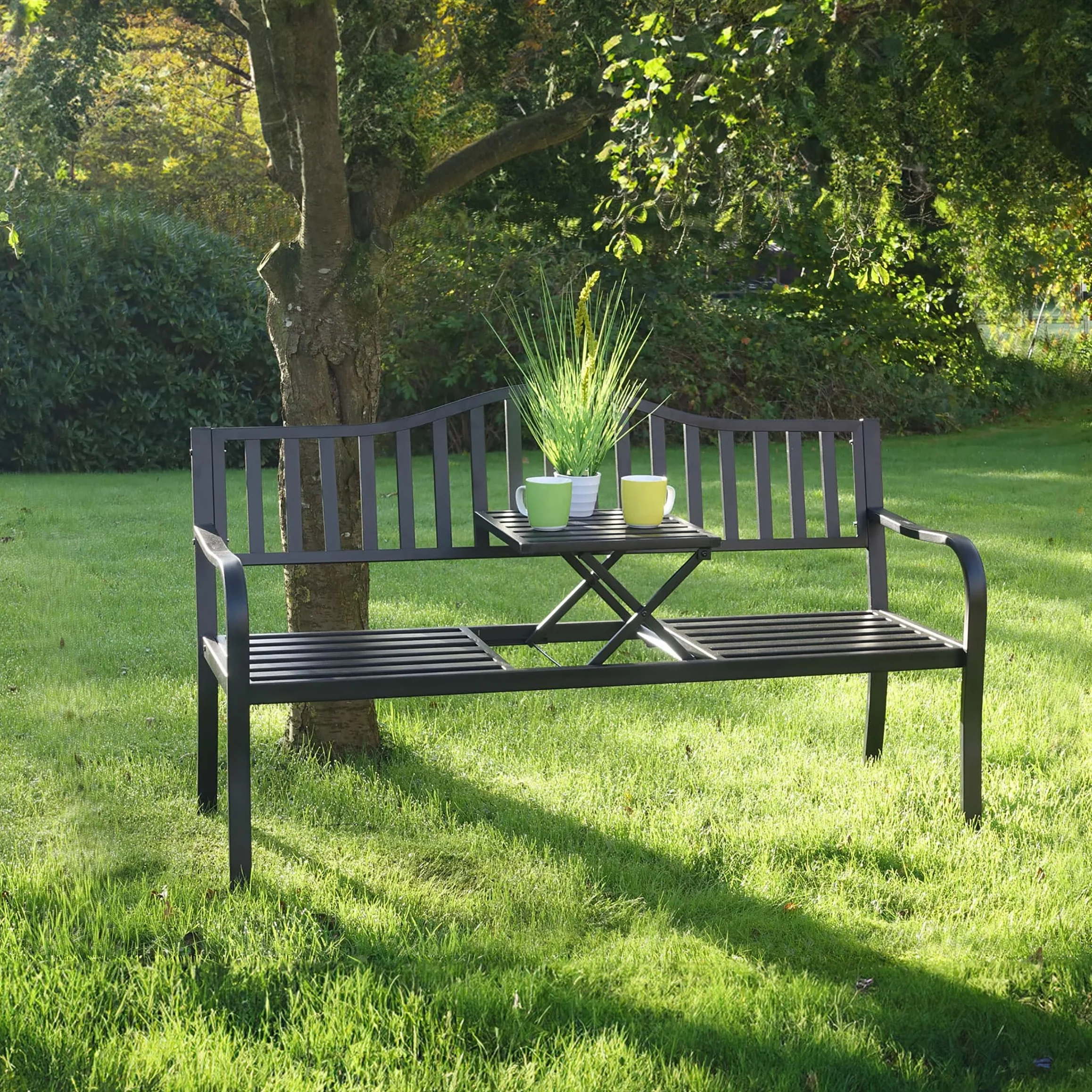 Metalowa ławka ogrodowa ze zintegrowanym stołem – 150 x 56 cm – ławka do siedzenia 2 w 1 lakierowana proszkowo na czarno – ławka parkowa ze składanym stolikiem, półka do ogrodu, na balkon, taras