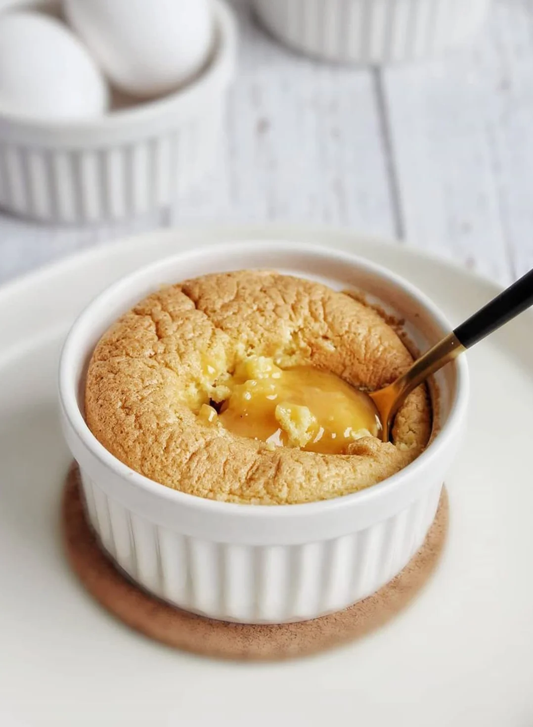 LE TAUCI Ramekiny, 20 ml słoików na żywność, Ramekin Set for Creme Brulee, Custard Cups, Set of 6, Oven Safe, Oyster White