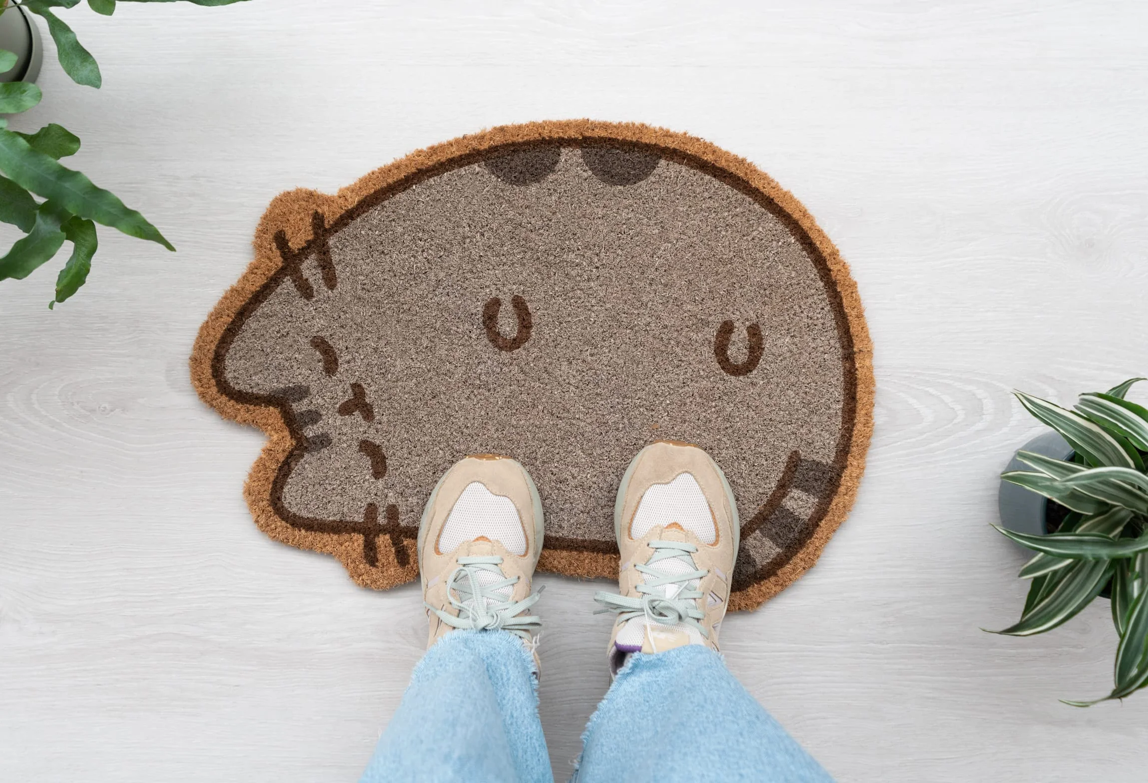 Grupo Erik Pusheen Wycieraczka w Kształcie | 43 x 60 cm | Włókno Kokosowe | 100% Ekologiczna | Do Użytku Wewnętrznego i Zewnętrznego | Prezenty Pusheen