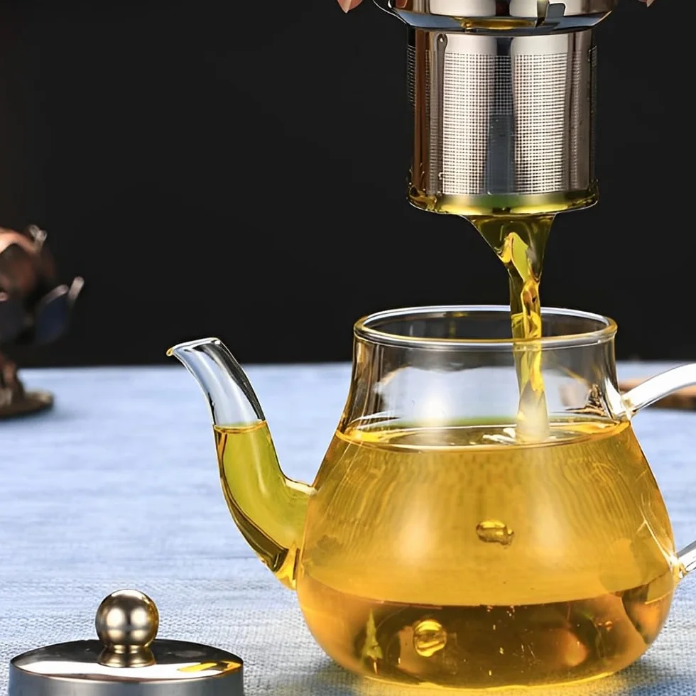 Szklany dzbanek do herbaty 800 ml z wyjmowanym sitkiem ze stali nierdzewnej