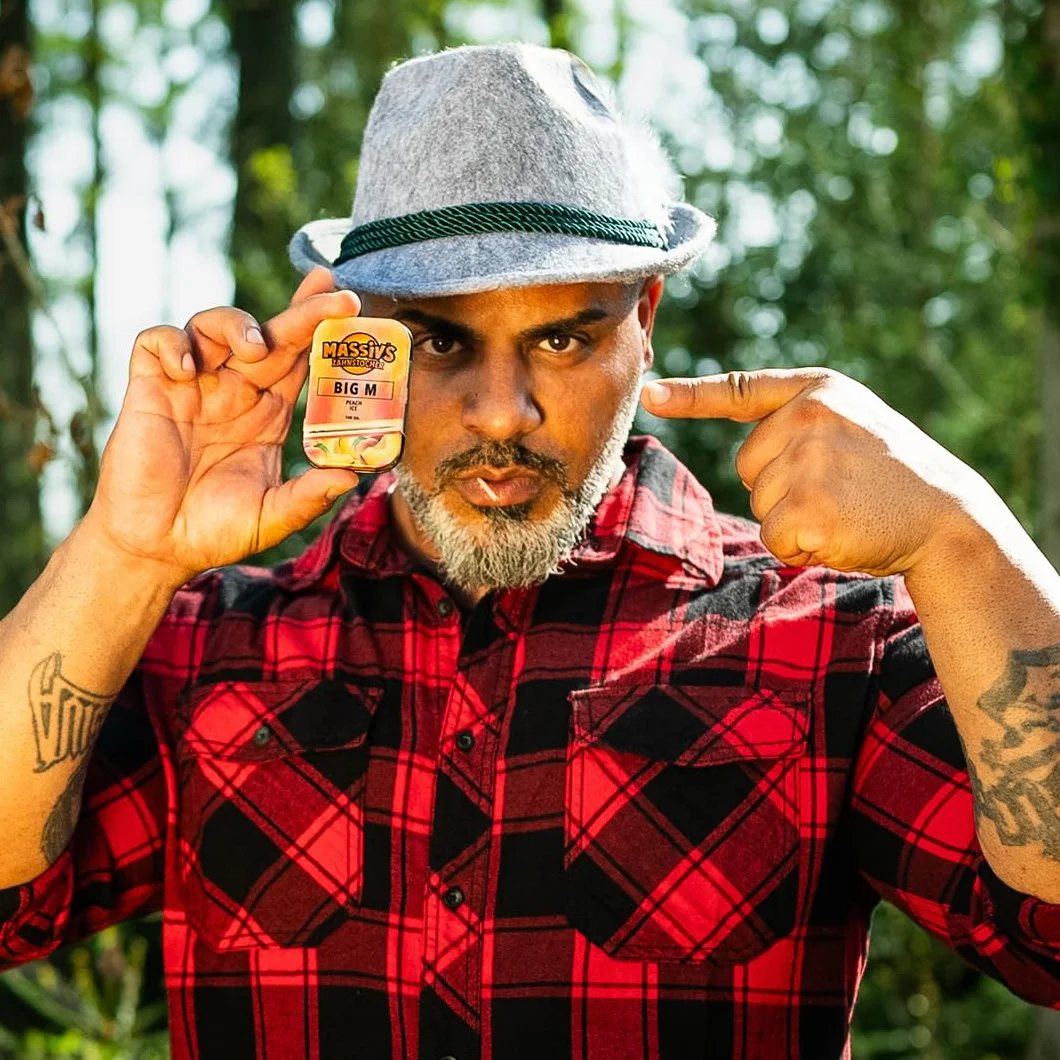 Massiv's Toothpicks Smakowe wykałaczki Big M Peach Ice 100 sztuk metalowa puszka Wegańskie bez cukru
