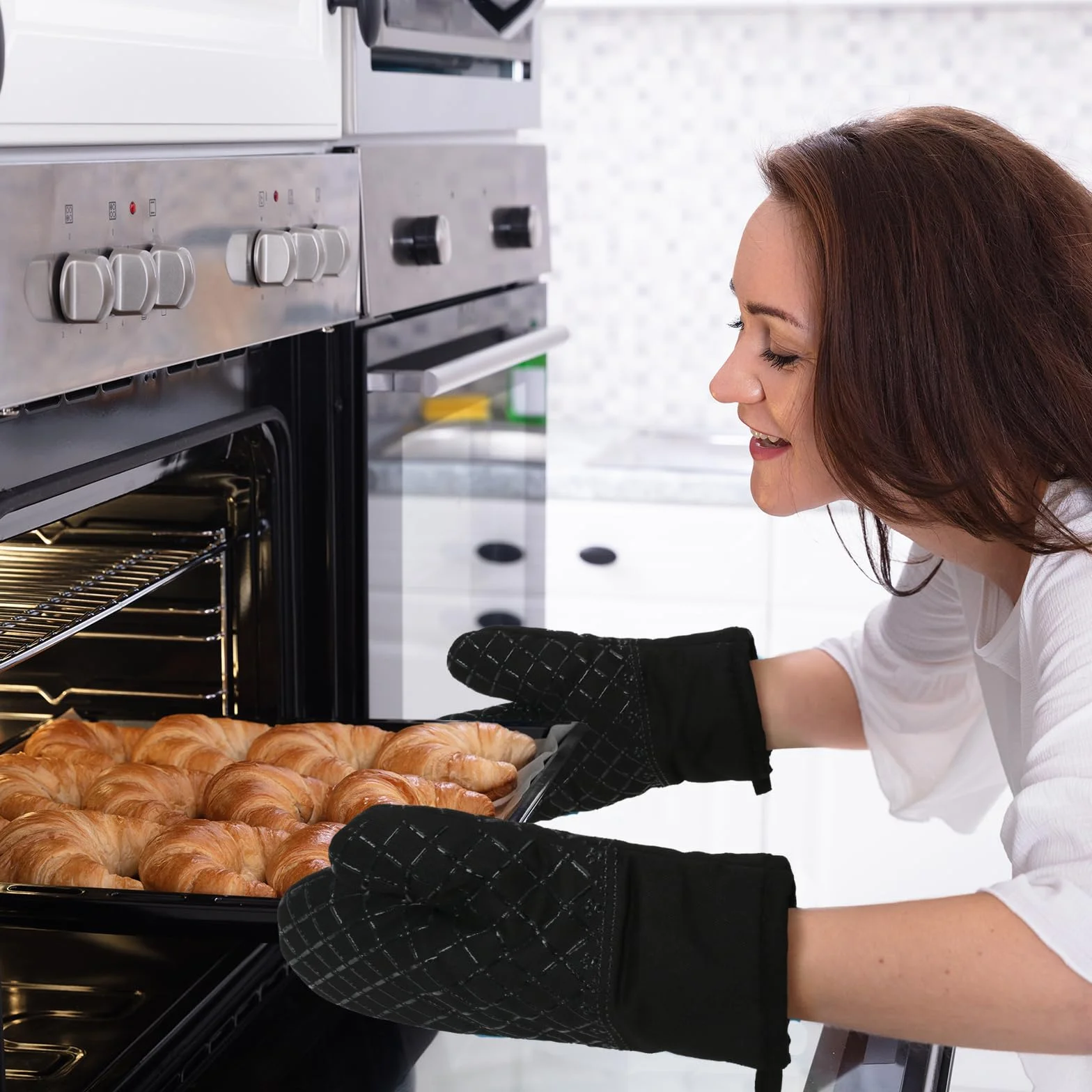 1 para rękawic kuchennych odpornych na wysokie temperatury, czarne, rękawice kuchenne, antypoślizgowe, silikonowe rękawice kuchenne z 2 nakładkami do garnków, do gotowania, pieczenia, grillowania