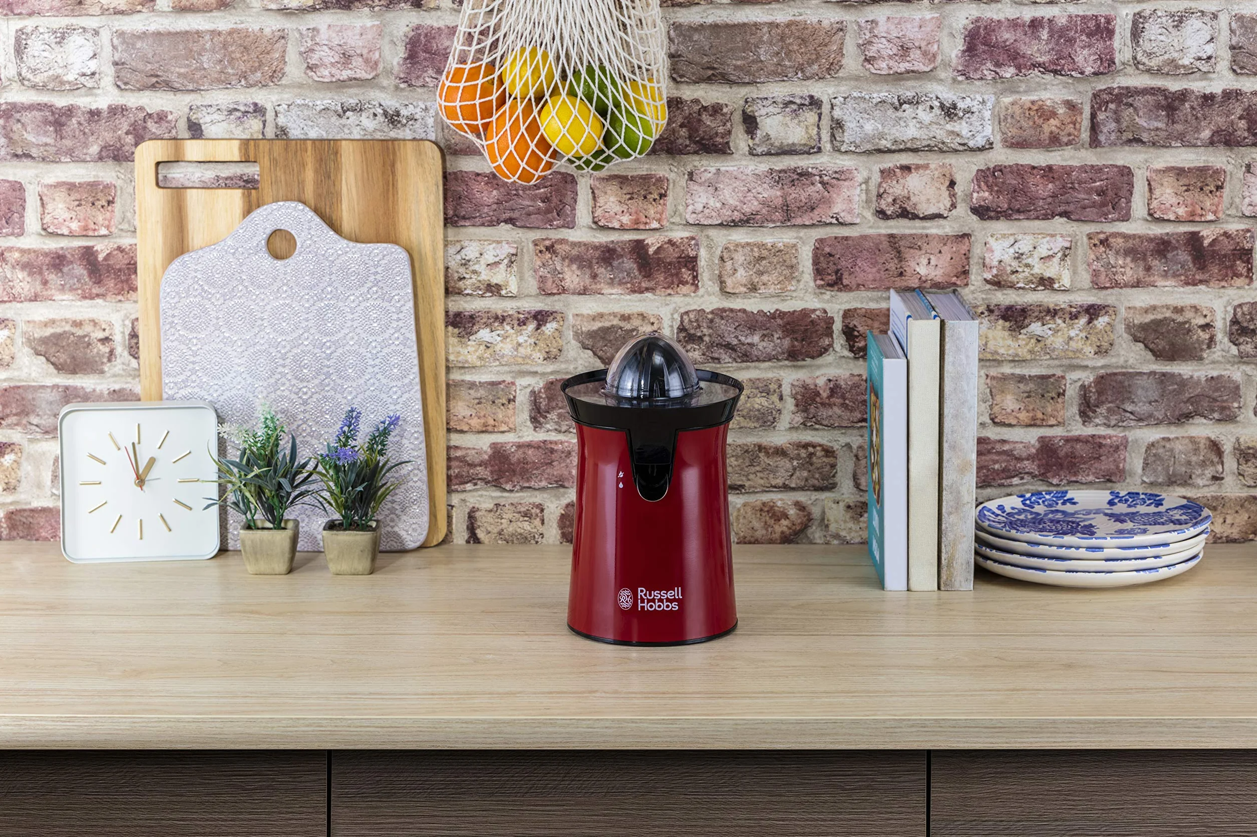 Russell Hobbs wyciskarka do soku, 2 stożki do wszystkich rodzajów cytrusów, start pod wpływem nacisku, funkcja blokady kapania, schowek na przewód, moc 60W, czerwony, Colour Plus 26010-56