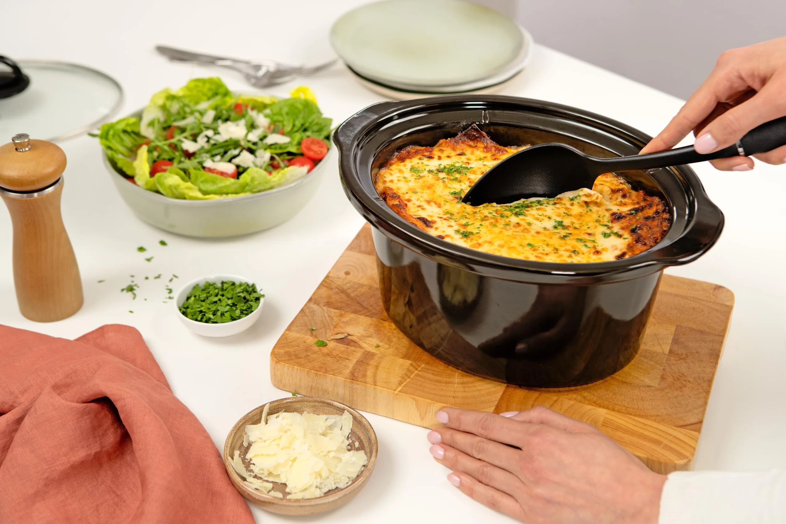Crockpot cyfrowy wolnowar | 3,5 l (od 3 do 4 osób) | programowalny timer | wtyczka UE z 2 bolcami | czarny [CSC113X]