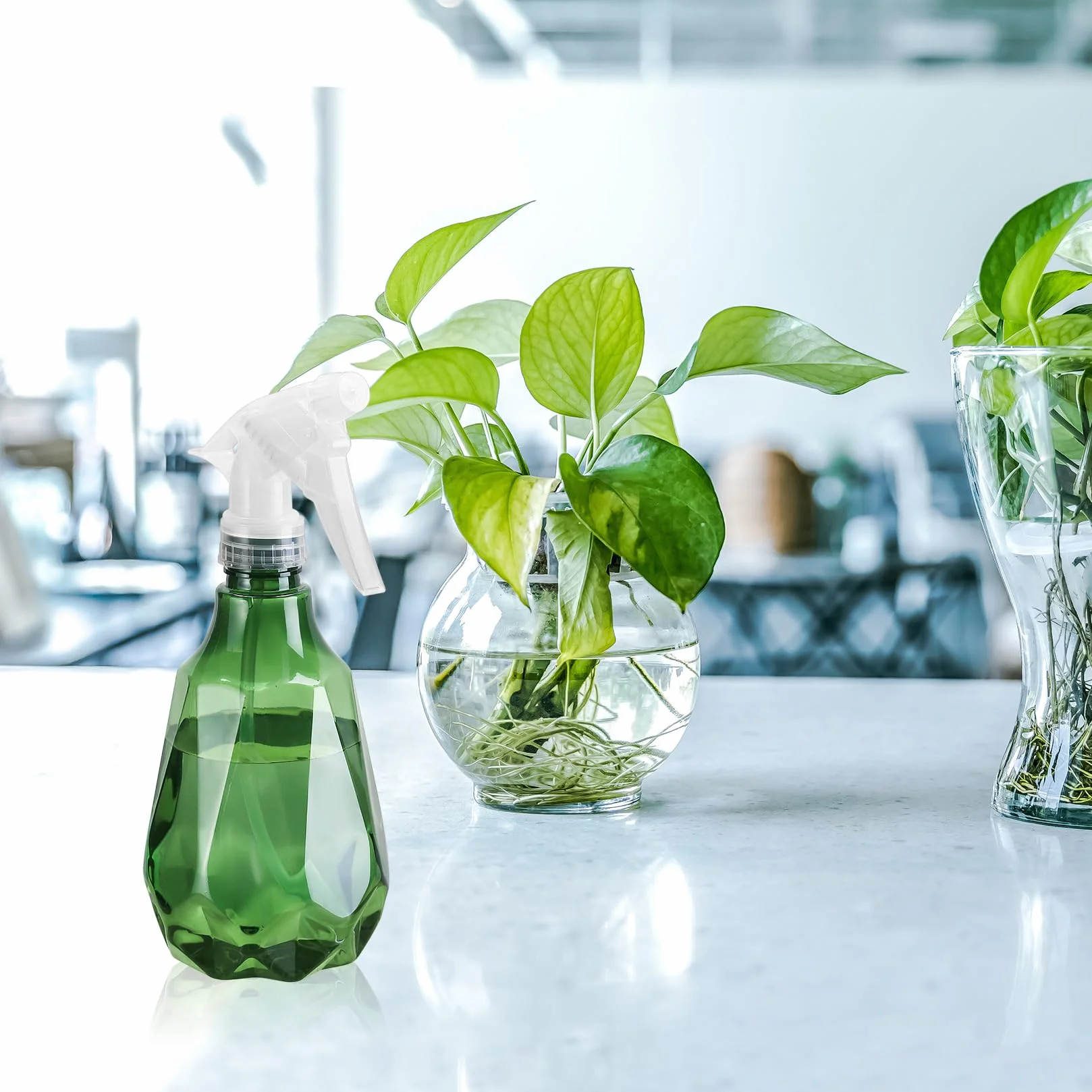 2 butelki z rozpylaczem wody o pojemności 500 ml, puste butelki z rozpylaczem do roślin z drobną mgiełką, do czyszczenia ogrodnictwa, domu, kuchni, spryskiwaczy do włosów, z regulowanymi dyszami