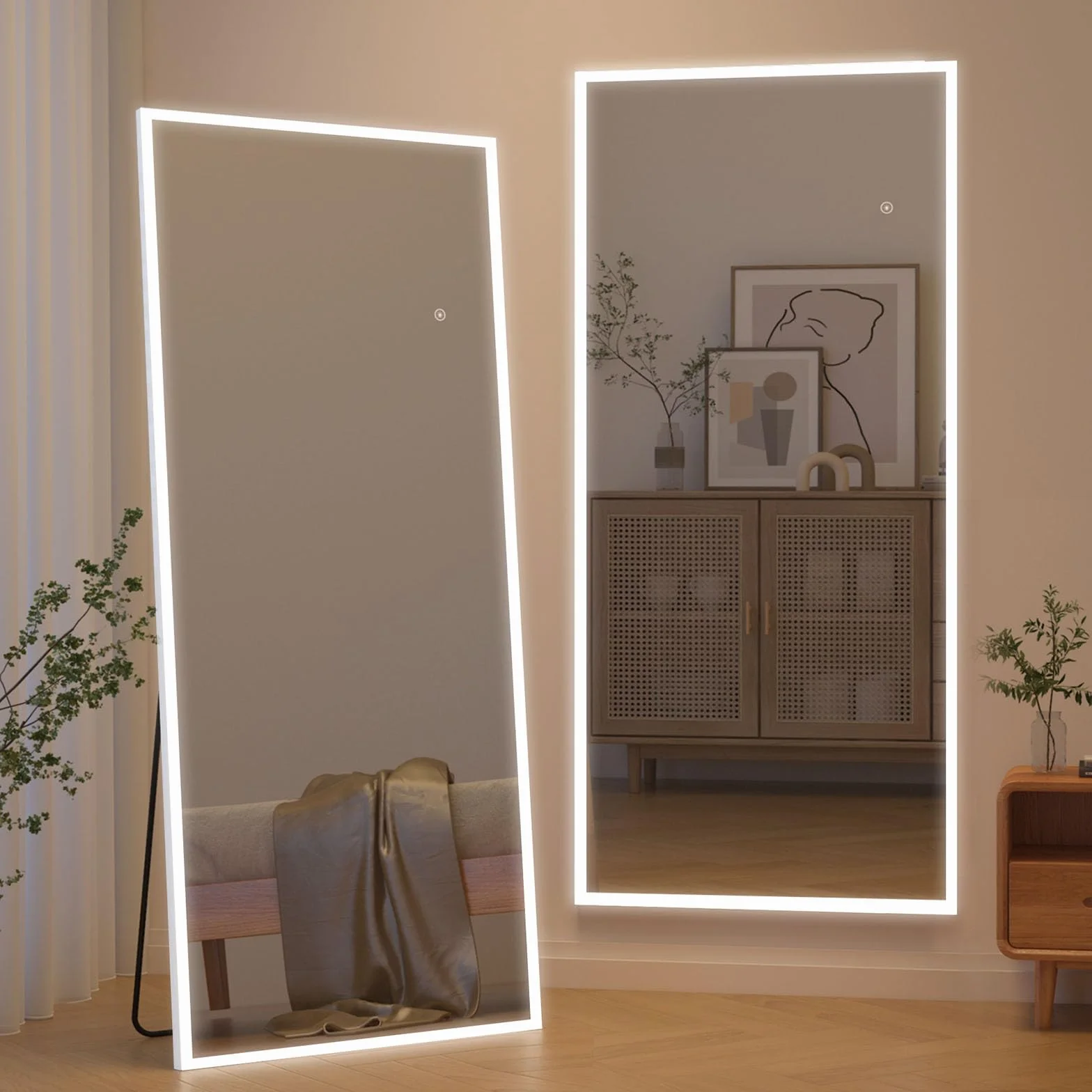 Lustro o pełnej długości z oświetleniem LED, 165 x 60 cm, wolnostojące, montowane na ścianie, przyciemniane kolory i regulacja jasności, do sypialni, LED, białe, ze stojakiem