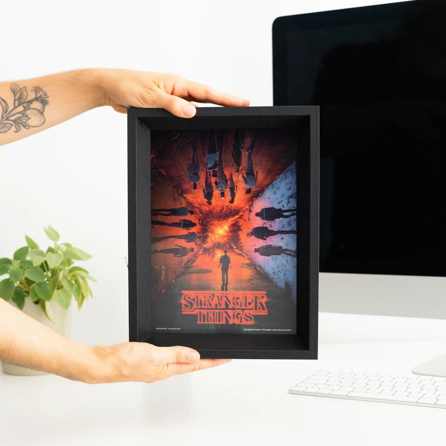 Grupo Erik Stranger Things Lenticular Framed Wall Art Print for Living Room | Movie Merchandise and Gifts