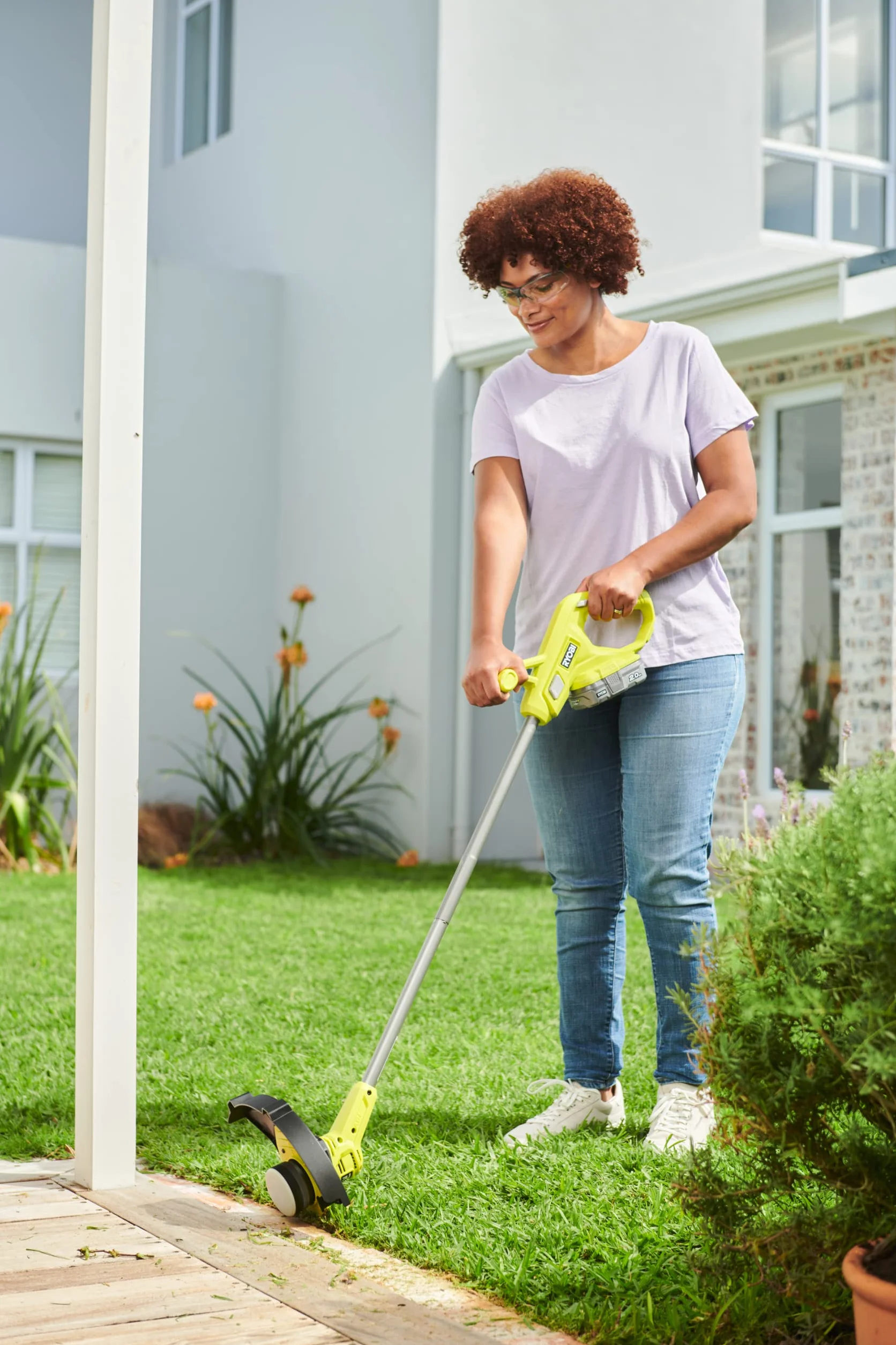 Ryobi Podkaszarka 18V RY18LT23A-0, Szerokość Koszenia 23 cm, Automatyczne Wysuwanie Szpuli, Wersja bez Akumulatora i Ładowarki