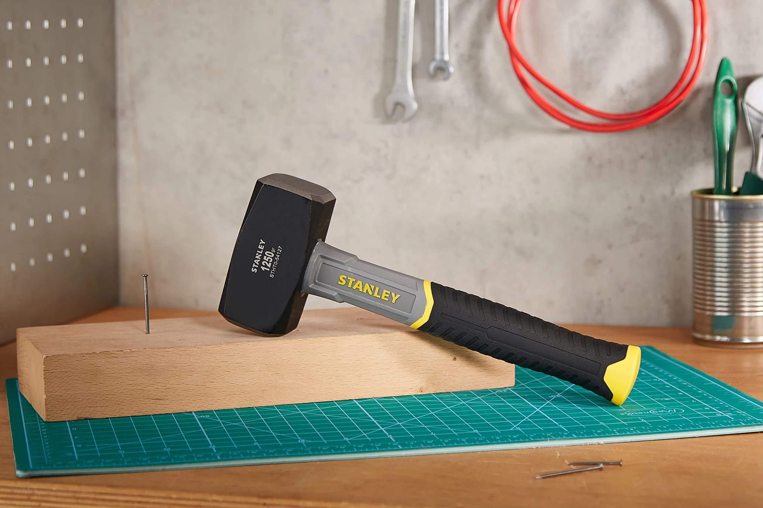 Stanley, Młotek dwuobuchowy antywibracyjny z włókna szklanego 1250 g, STHT0-54127