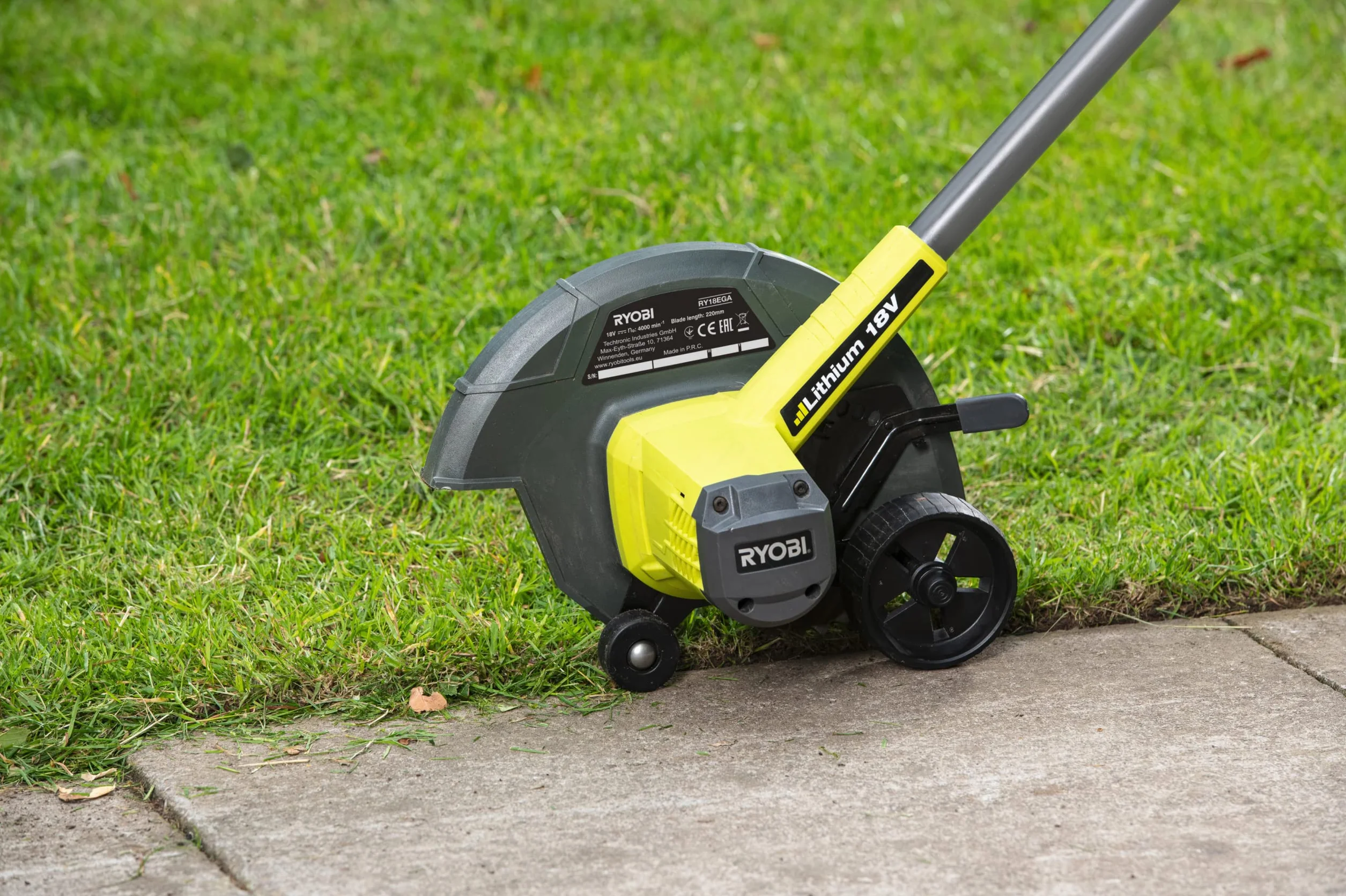 Ryobi RY18EGA-0 Przycinarka do Krawędzi Trawnika ONE+ 22 cm Gołe Narzędzie, 18 V