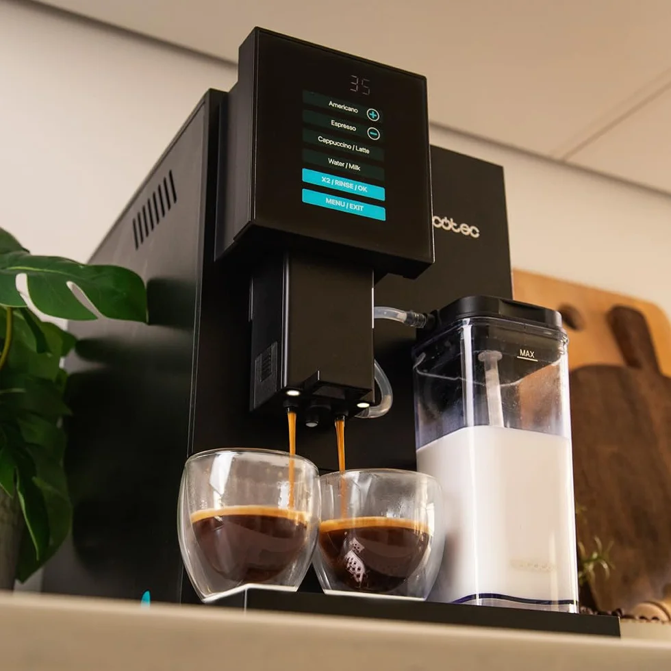 Cecotec Superautomatyczny ekspres do kawy Cremmaet Compactccino Black, 19 bar, system Thermoblock, świeżo zmielone ziarna z Plug&Play, 150 g, zbiornik na wodę 1,1 l, 400 ml mleka