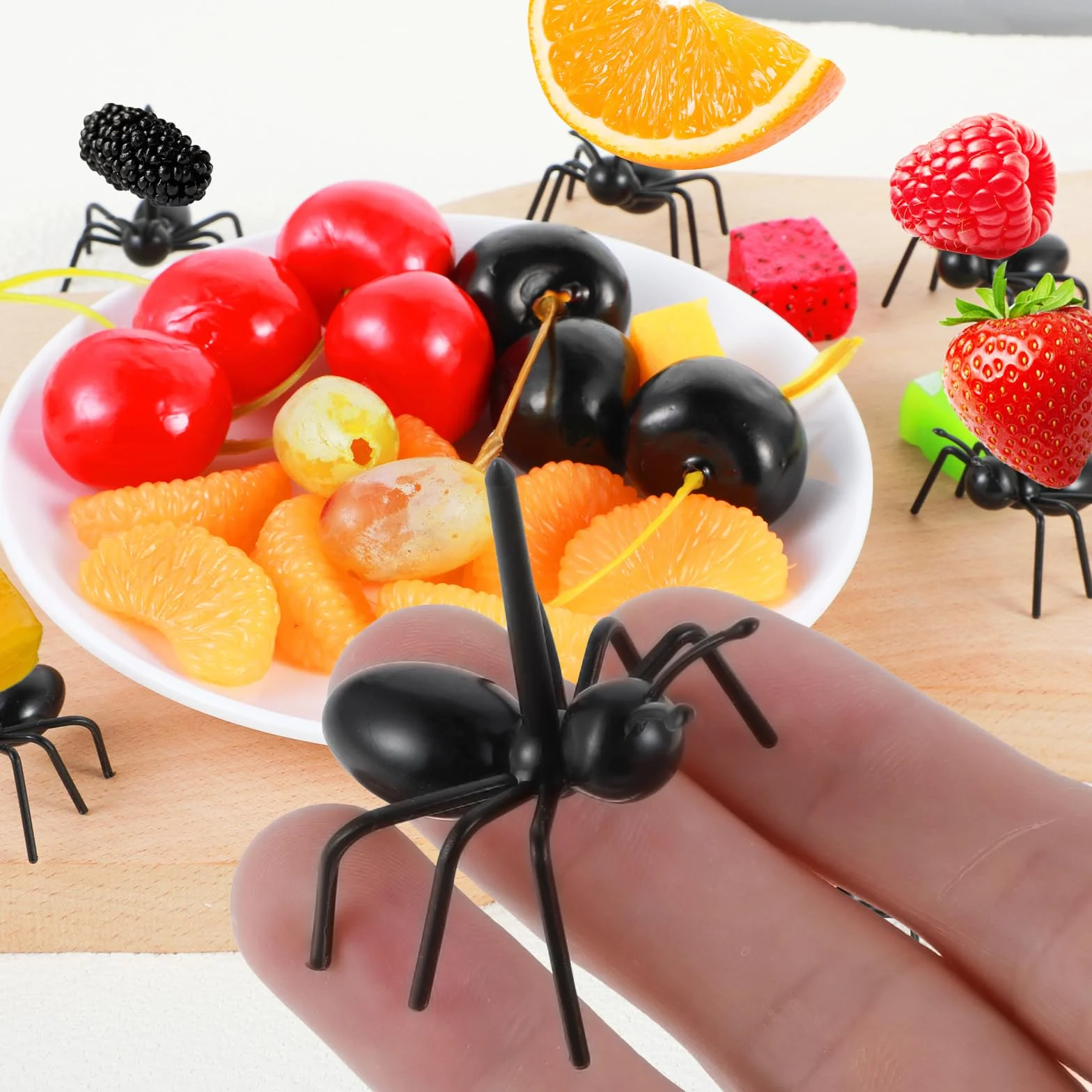 36 sztuk dziwacznych widelców do owoców, wykałaczki, owoce, widelce do deserów, wielokrotnego użytku, na imprezę z motywem bug, urodziny, Halloween, dekoracja na przekąski, ciasto, desery