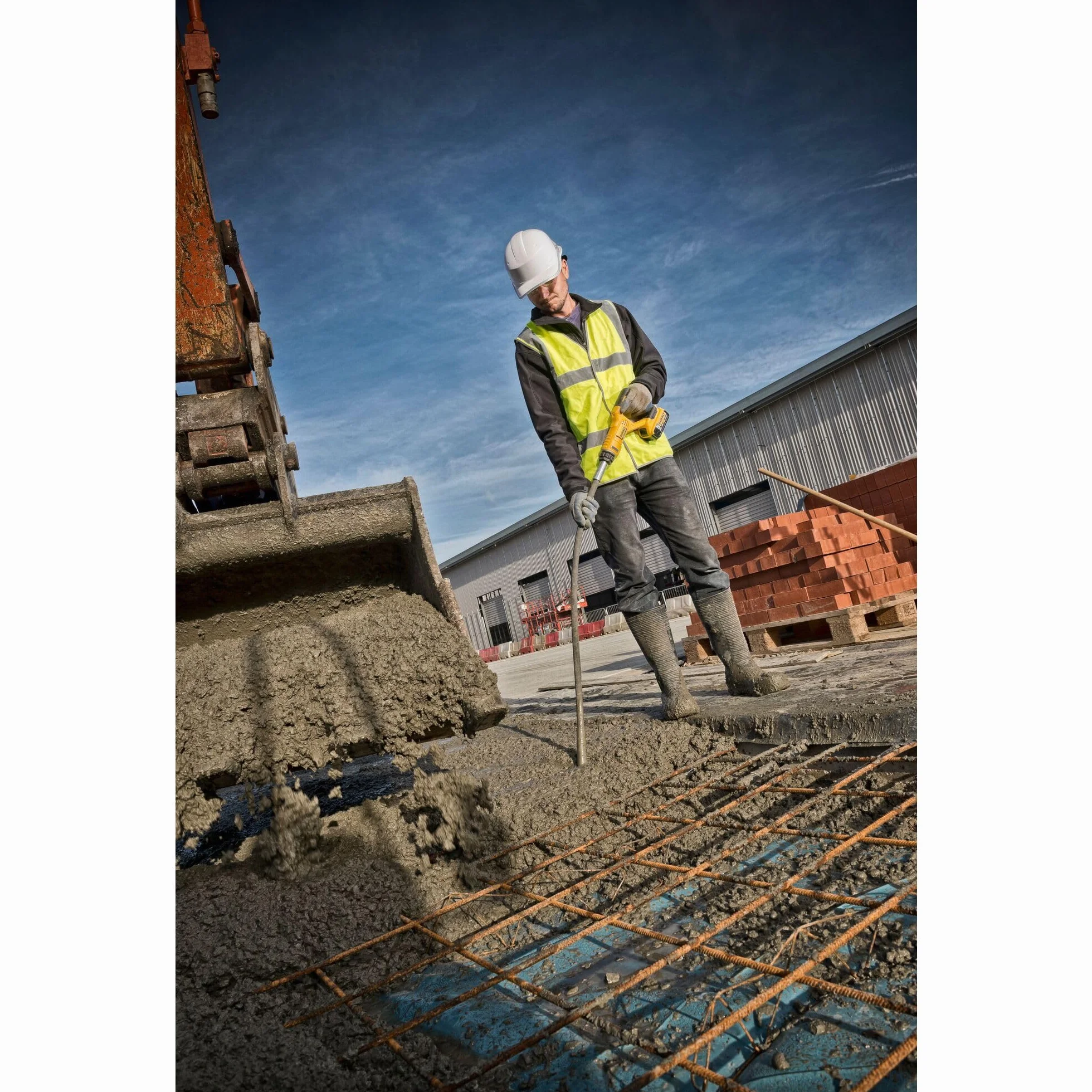 Wibrator do Betonu 18V Wersja Body Karton DCE531N DeWalt