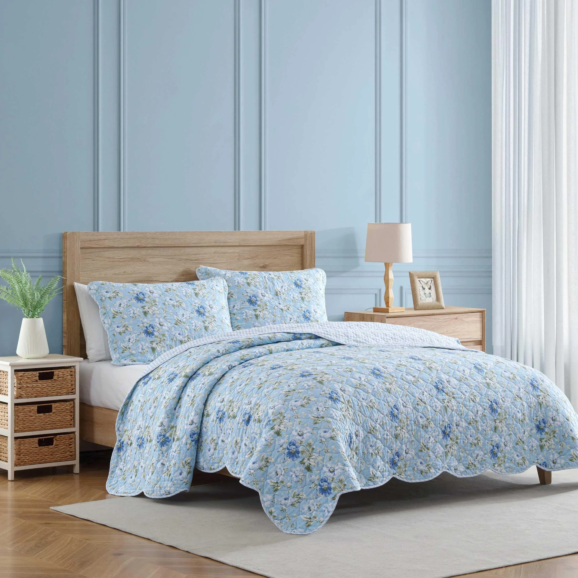 Laura Ashley - Zestaw kołder, super miękka pościel z pasującymi poszewkami na brzegi (Peony Garden Blue, Full/Queen)