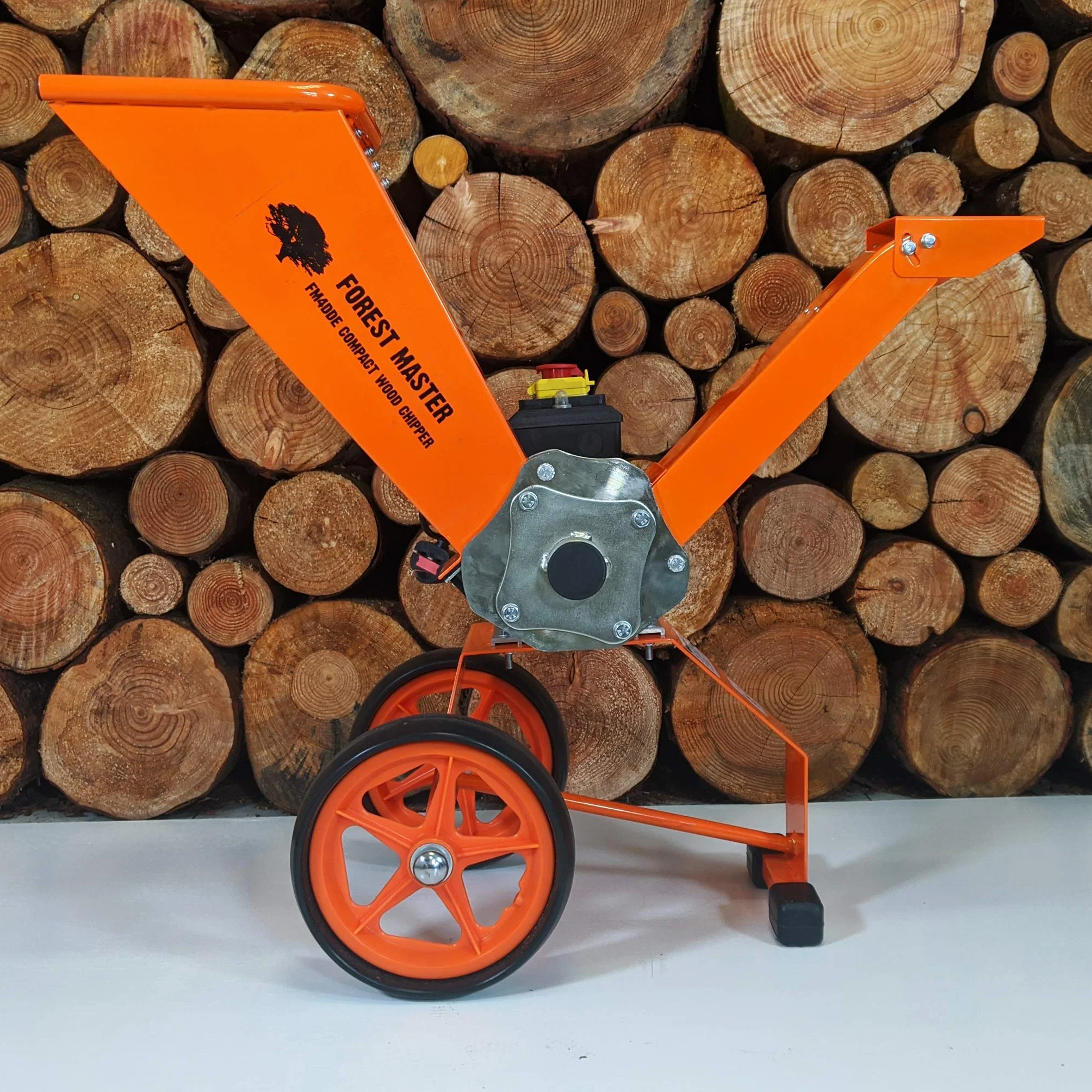 Forest Master FM4DDE Kompaktowy elektryczny rębak do drewna, Rozdrabniacz 2800 W, 4 szt, gałęzi, liście, drewno, rozdrabniacz ogrodowy, rozdrabniacz elektryczny