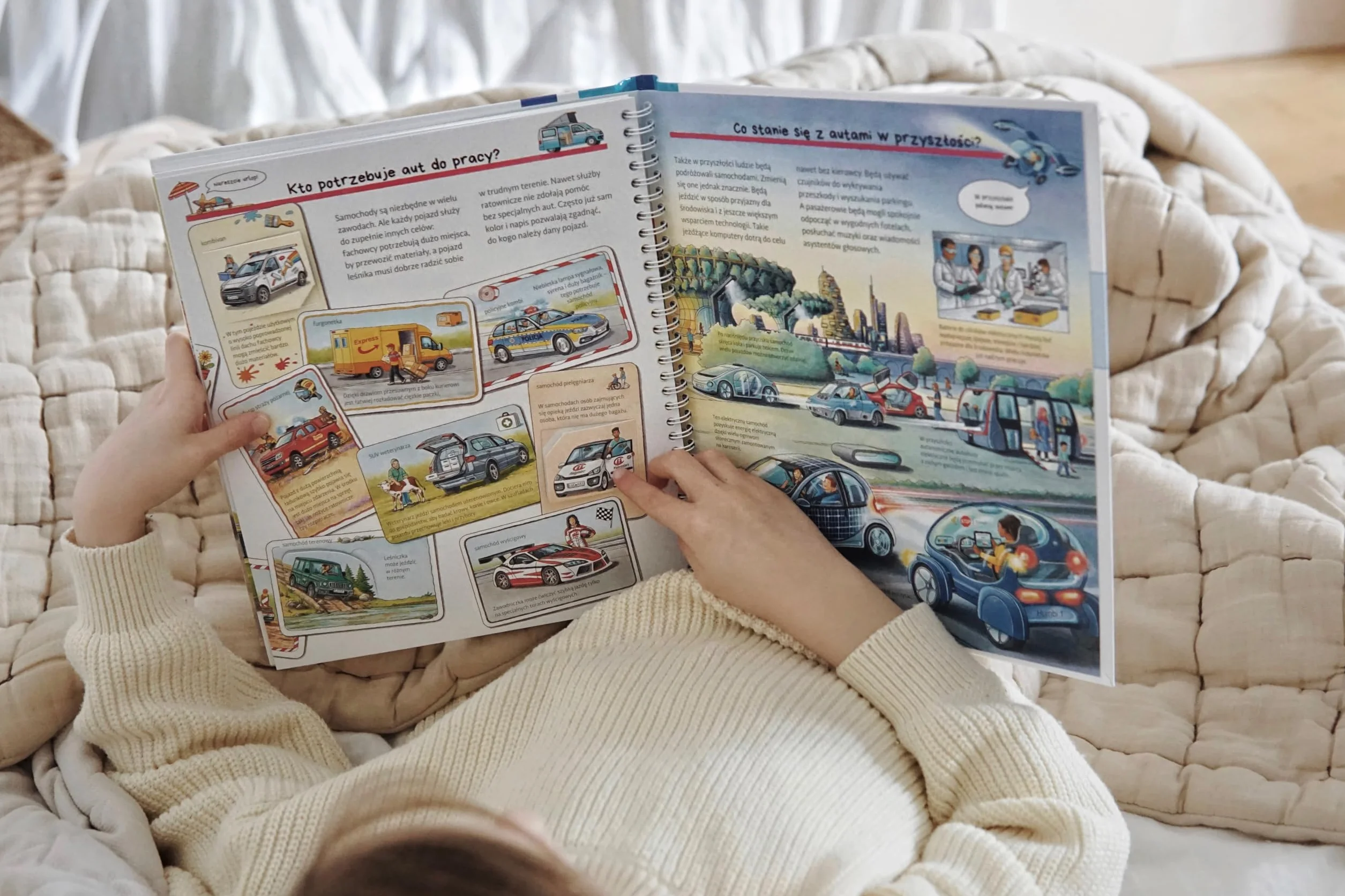 Poznajemy samochody Książka edukacyjna dla dzieci 3+ z okienkami Wszystko o motoryzacji Popularnonaukowa seria Dlaczego? Kiedy? Jak?