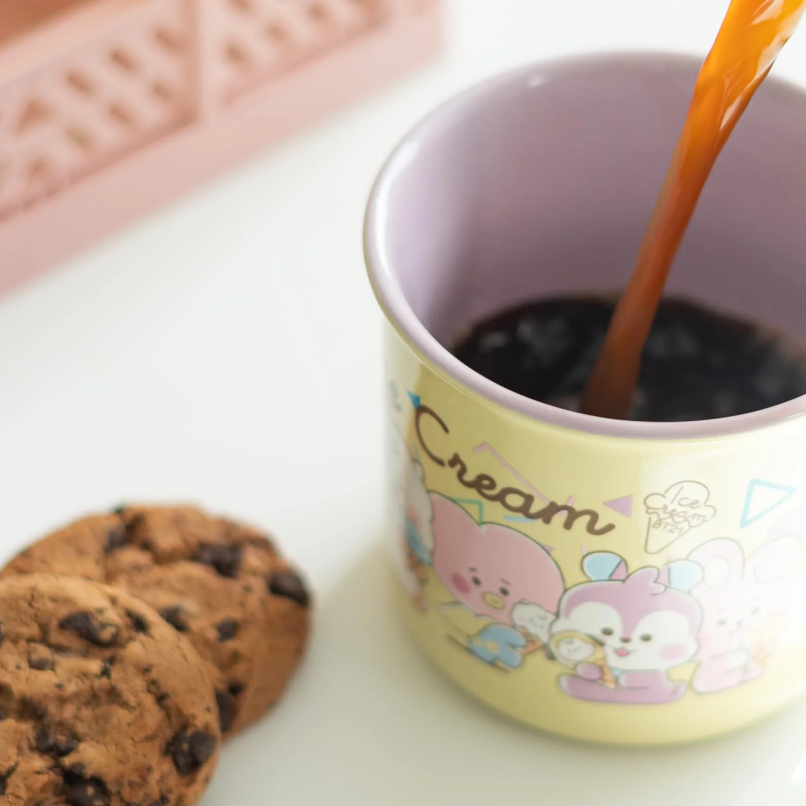 Grupo Erik kubek ceramiczny – BT21 Merch | 375 ml filiżanka do kawy i herbaty, fajne kubki i filiżanki | BT21 prezenty poniżej 4,5 kg, Kawaii Stuff, prezenty Kawaii