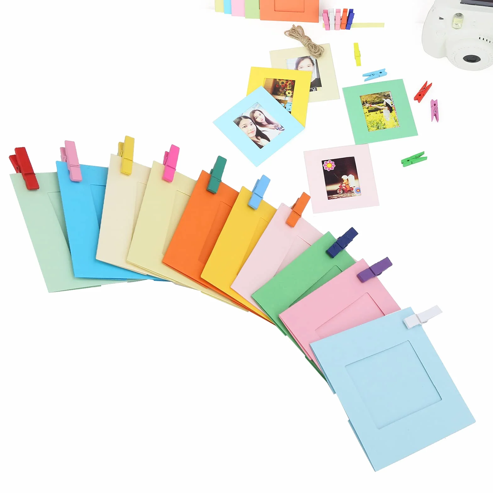 Papierowa Ramka na Zdjęcia do dla Instax Mini, 10 Szt. 3-calowa Ramka na Zdjęcia z Tektury Diy z Drewnianymi Klipsami i Sznurkiem, Wielokolorowe Wiszące Ramki do Zdjęć, do Wystroju Domu/Szkoły