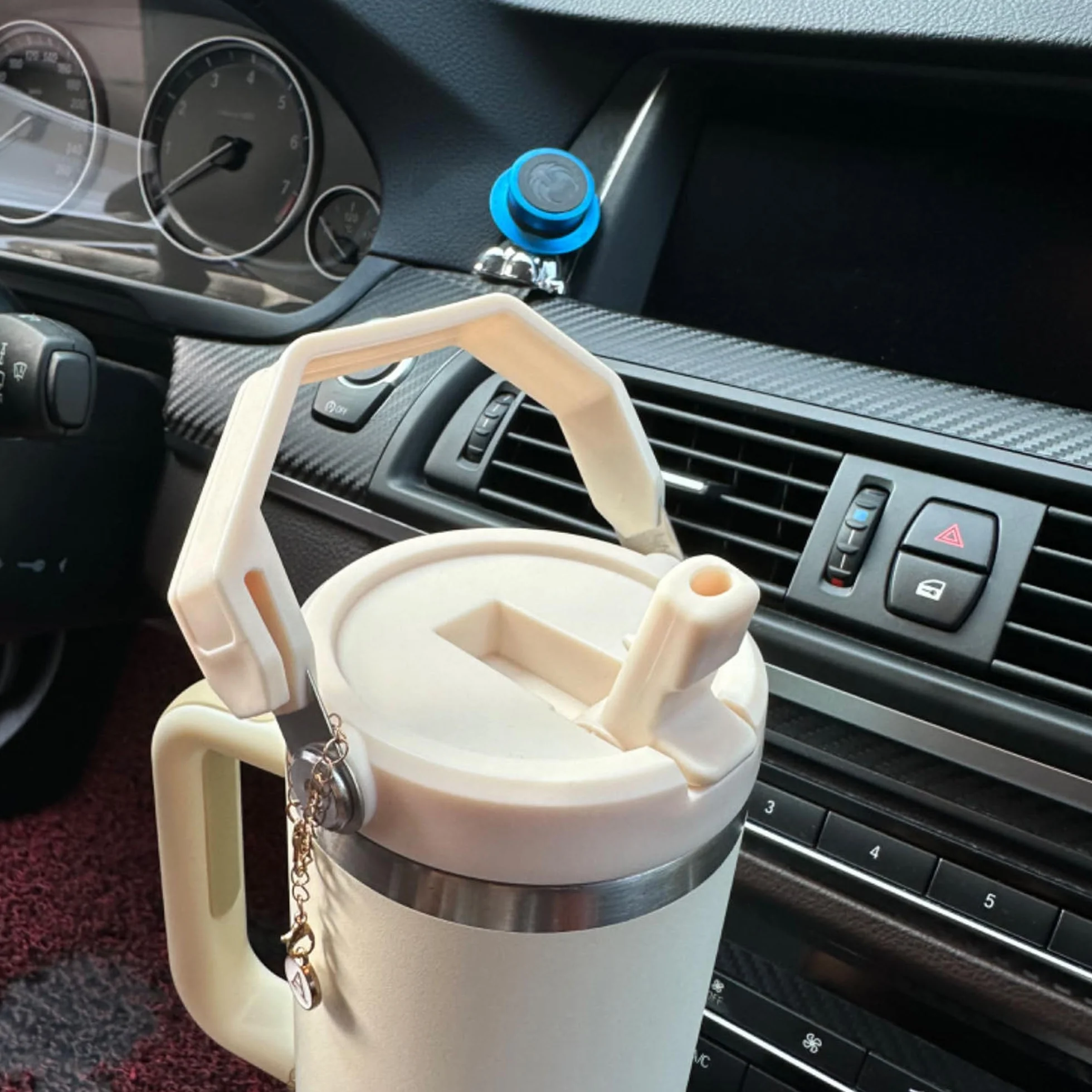 FUFRE 2 sztuki zapasowych pokrywek do kubków Stanley 20/30 oz, zapasowe pokrywki, kubki z klapką i uchwytem, wielokrotnego użytku, szczelne i pyłoszczelne kubki do akcesoriów Stanley Cup (różowe)
