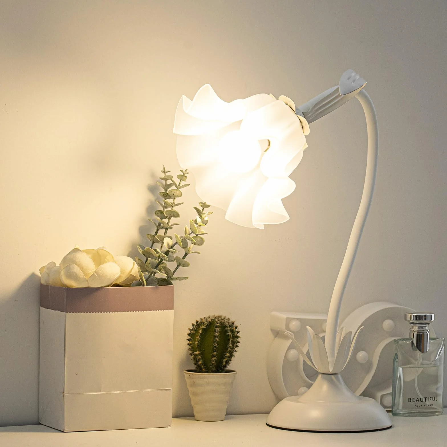 Biała lampa nocna, akrylowa lampa stołowa z kwiatami, metalowa lampka biurkowa dla dziewczynek, abażur z akrylu, wolno obrotowa lampa do sypialni, salonu, z trójkolorowym oświetleniem, 50 cm