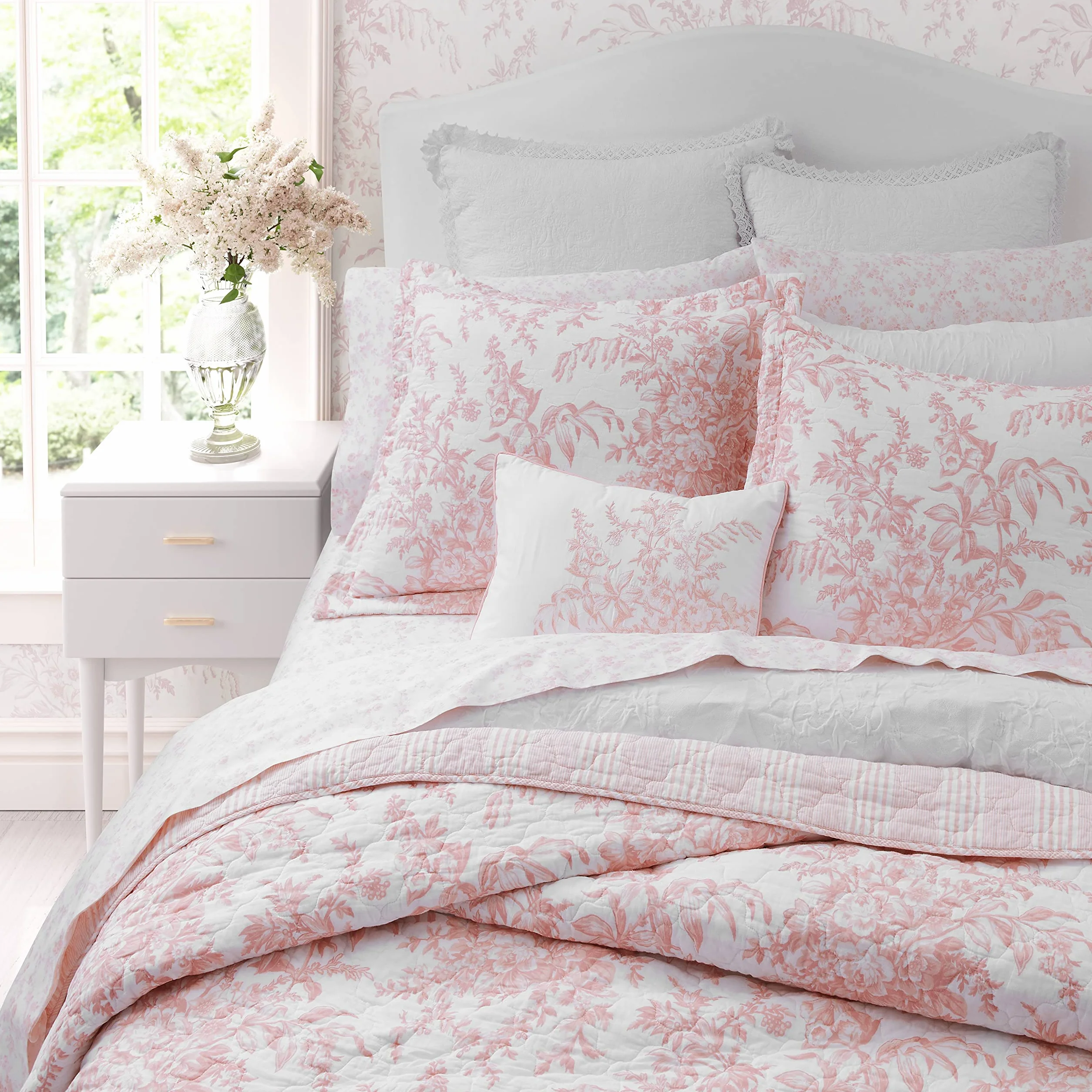 Laura Ashley Dwustronna pościel bawełniana z pasującymi poszewkami, lekka dekoracja domu na wszystkie pory roku, Bedford Pink, King
