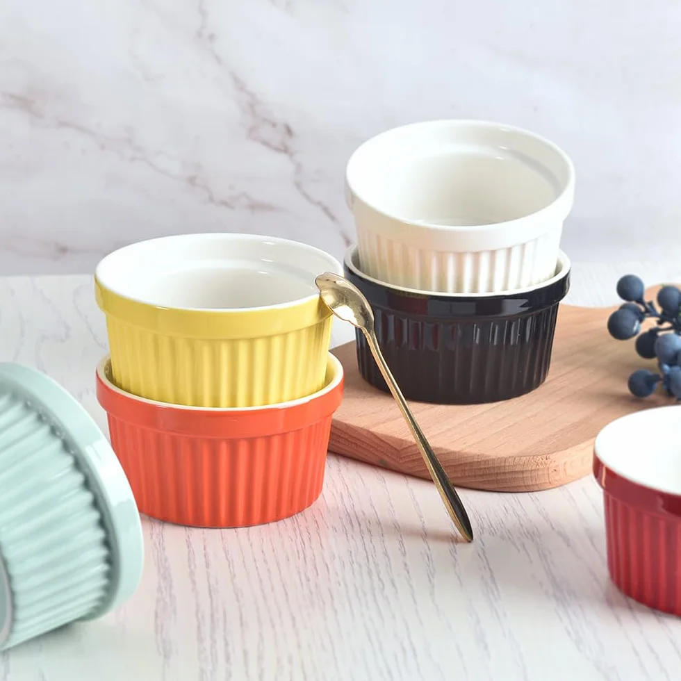 homEdge Zestaw porcelanowych ramekinów, 240 ml / 8 uncji, miska do lodów, kremowa brûlée ramekins, do pieczenia, zestaw 6 sztuk, kolor czarny