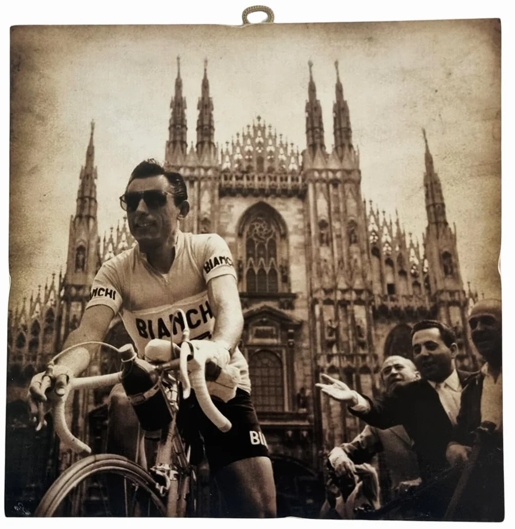 KUSTOM ART Obraz ścienny wyprofilowane seria sportowa gwiazdy Fausto Coppi Giro d'Italia 1955 Vintage druk artystyczny na drewnie 23 x 23 cm