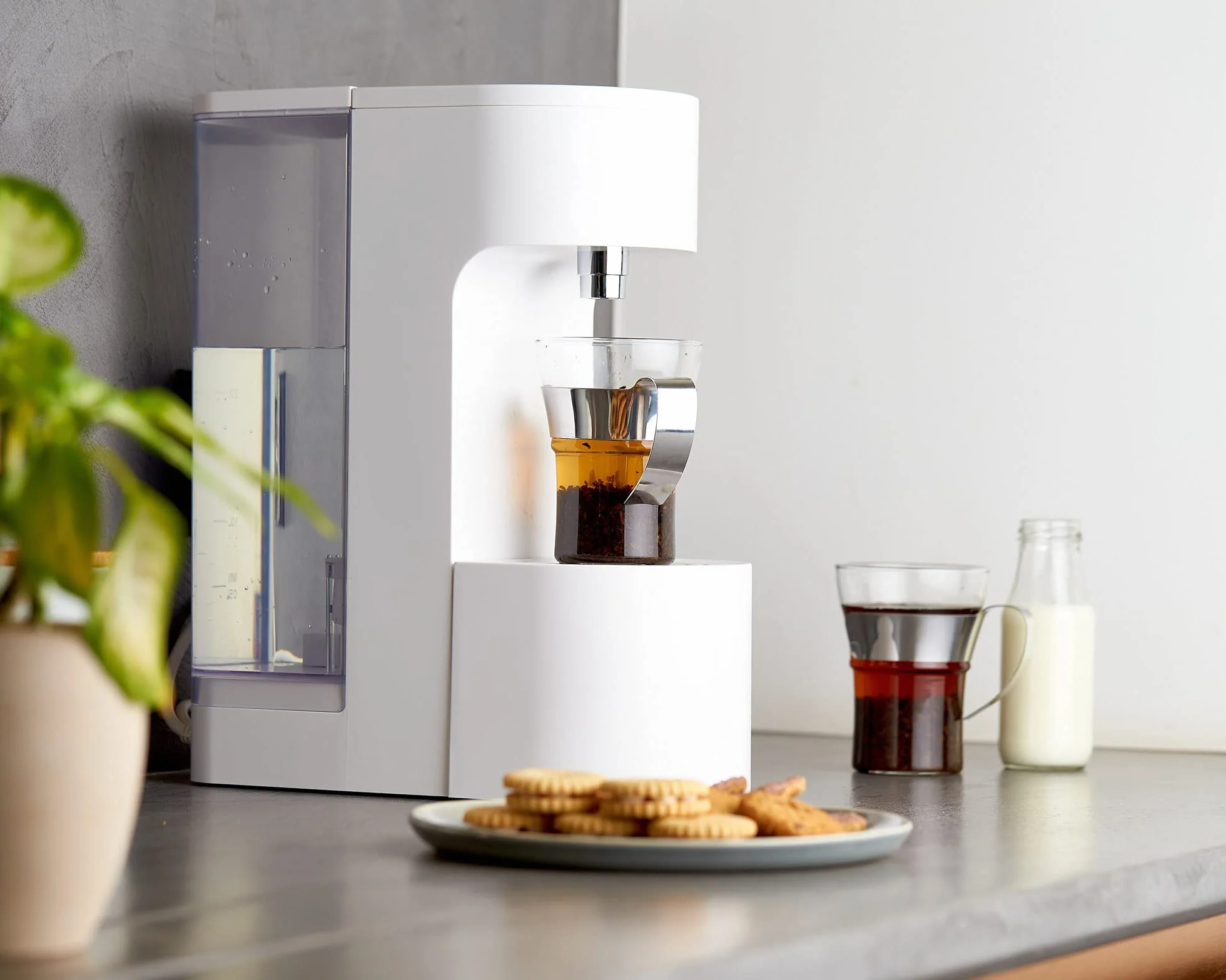 Yum Asia Oyu z białym ekranem dotykowym LED Cyfrowy dozownik gorącej wody 4L Ecoboil InstaHEAT 220-240V