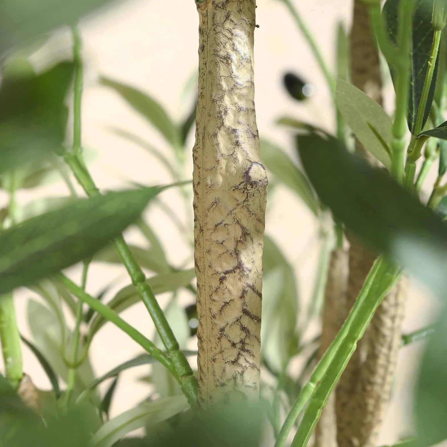 CROSOFMI Drzewo Oliwne Sztuczne 150 cm Duże Wysokie Sztuczne Rośliny z Jedwabiu Oliwnego Wewnątrz w Doniczkach Sztuczna Tropikalna Duża Sztuczna Roślina Odpowiednia do Domowego(1 Pack)