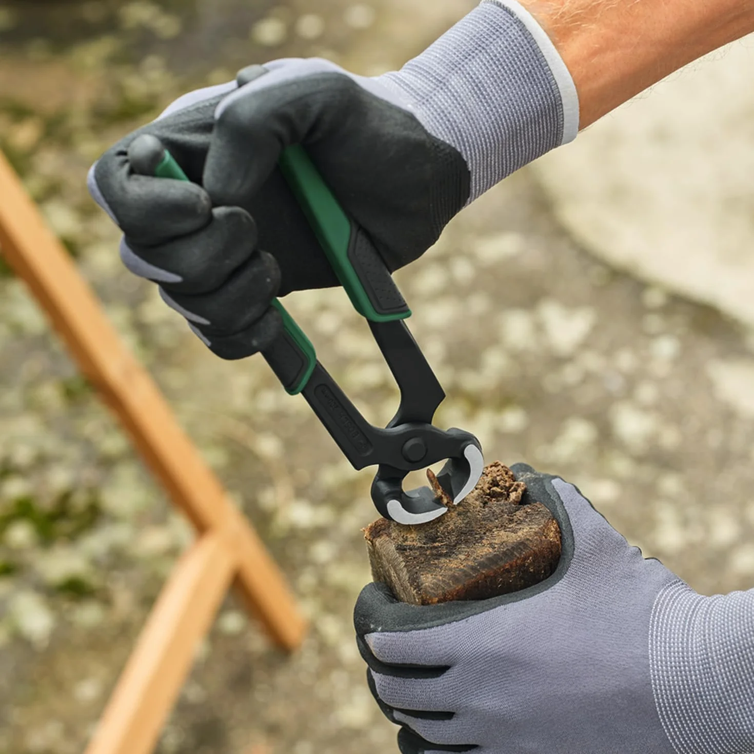 Bosch obcęgi stolarskie 200 mm (obcęgi tnące do wymagających i precyzyjnych prac, stal chromowo-wanadowa, podw. hartowane krawędzie, płynne otwieranie, ergon. miękka okładzina Softgrip)