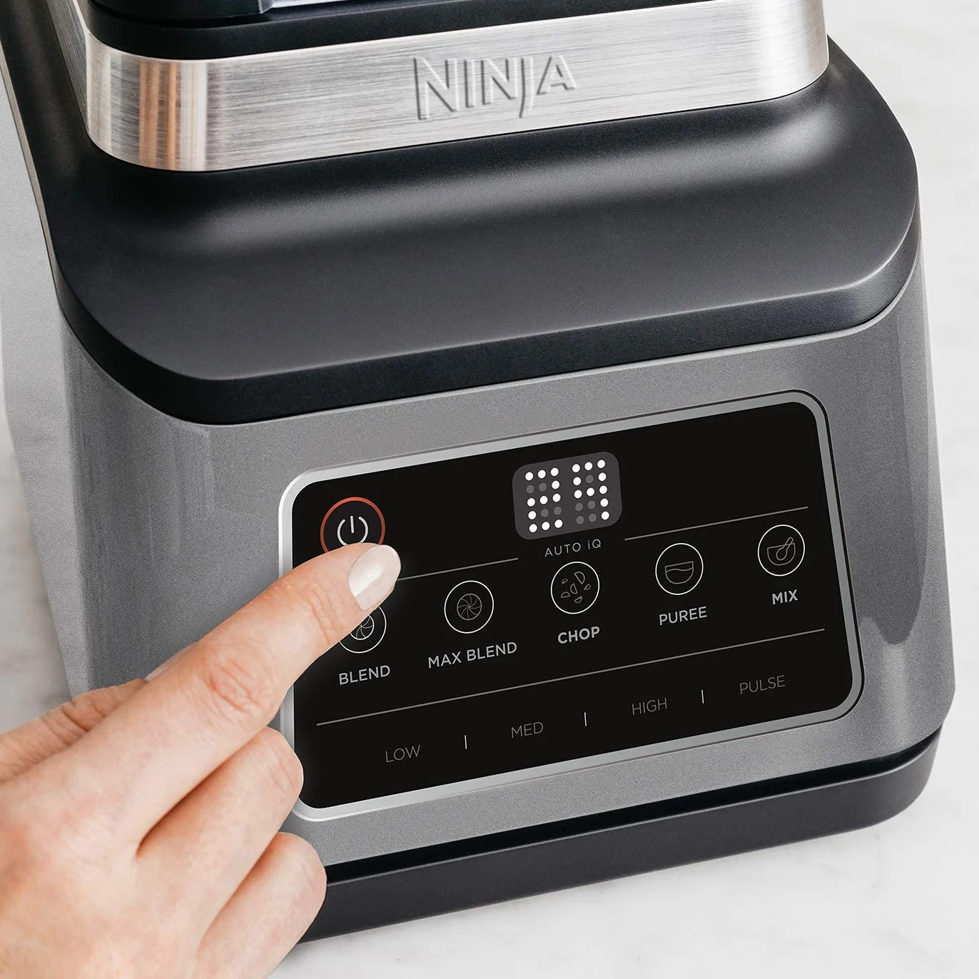 Ninja Robot kuchenny 3 w 1 BN800UK 1200 W, miska 1,8 l, czarny/srebrny