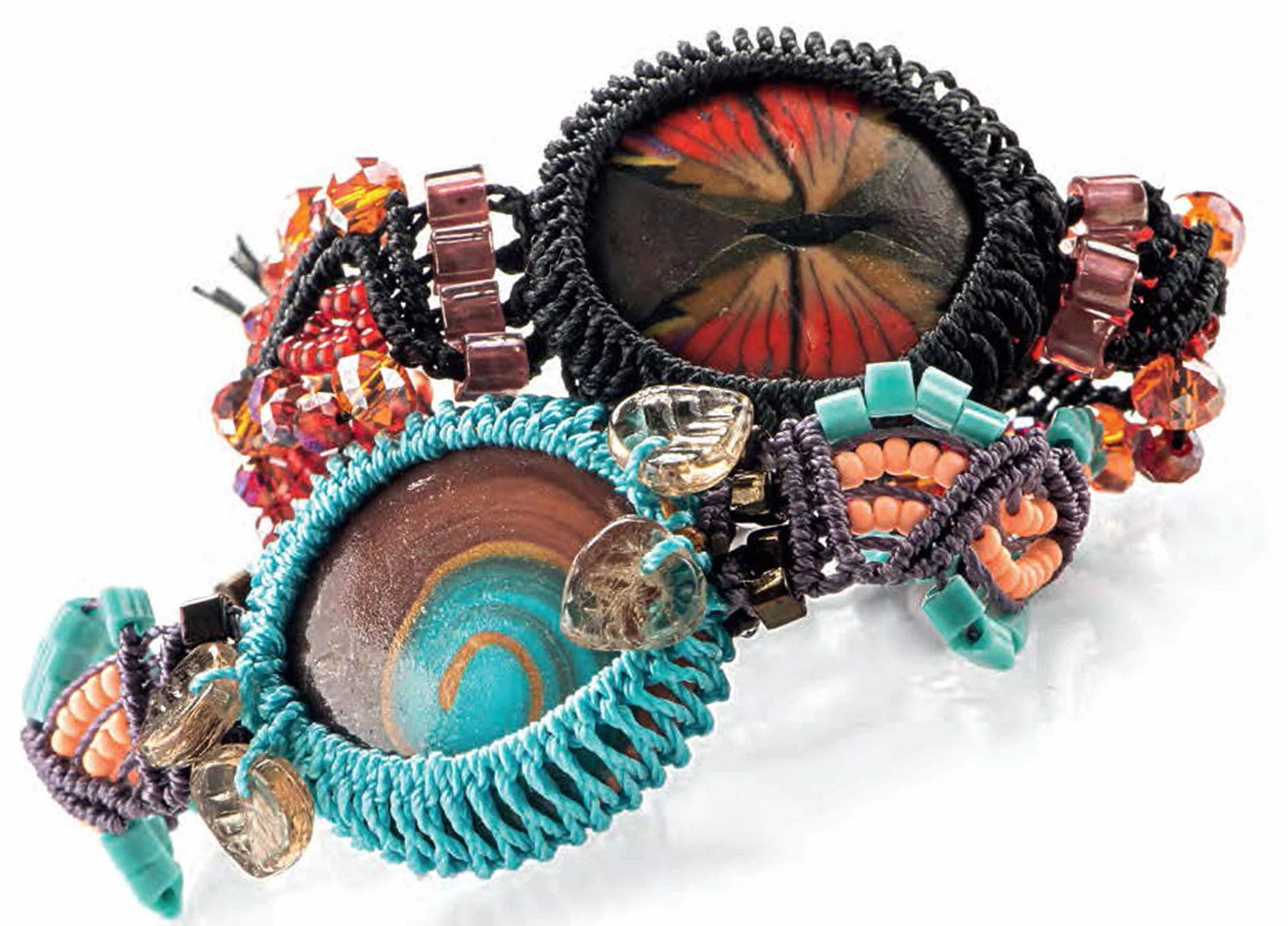 Macramé Jewelry: Step-By-Step Instructions for Stylish Designs