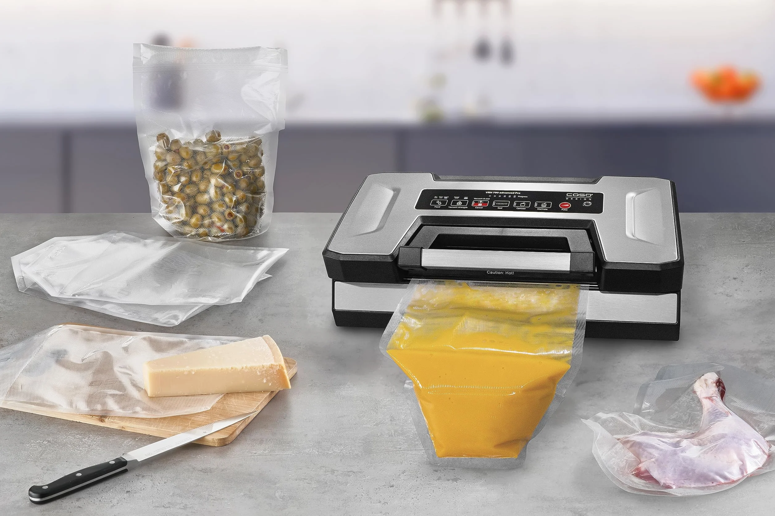 CASO VRH 790 advanced Pro – bardzo dobry wynik testu, do 200 procesów pakowania próżniowego non-stop, z opatentowaną funkcją CASOTEK Liquid z podwójnym szwem spawalniczym, w zestawie worki próżniowe