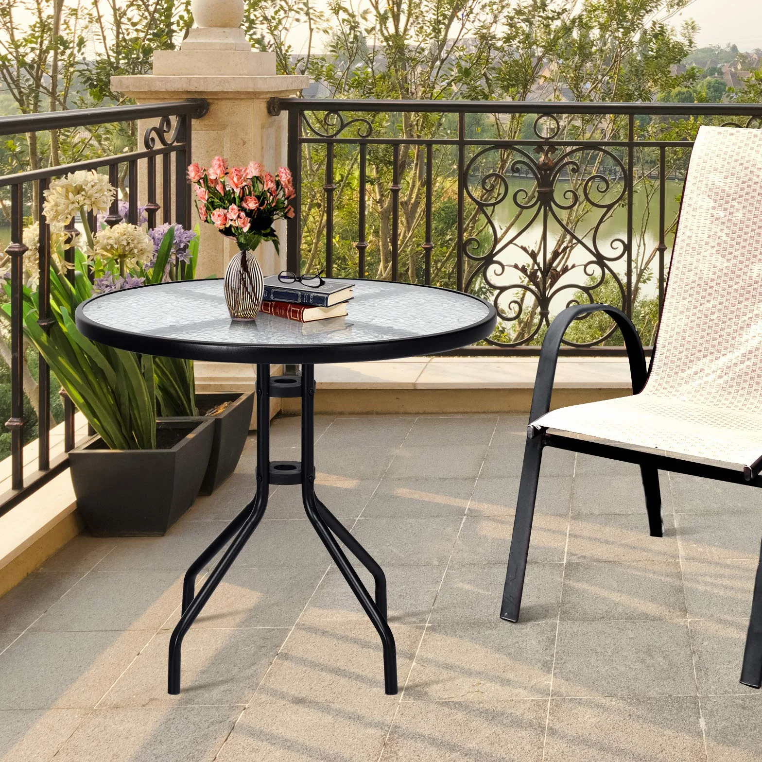COSTWAY Stół ogrodowy z blatem z hartowanego szkła, 70 x 70 x 71 cm, stół tarasowy z otworem na parasol i metalową ramą, okrągły stół balkonowy, stół do jadalni na podwórko, taras, do ogrodu