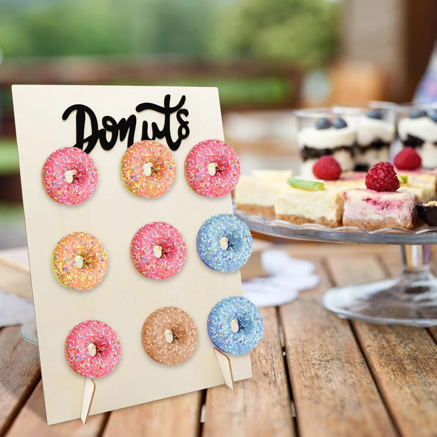 HENGBIRD Drewniany stojak na pączki, wielokrotnego użytku, elegancki stojak na pączki, z 9 otworami do prezentacji pączków, na wesele, urodziny, baby shower, jubileusz i barek na słodycze