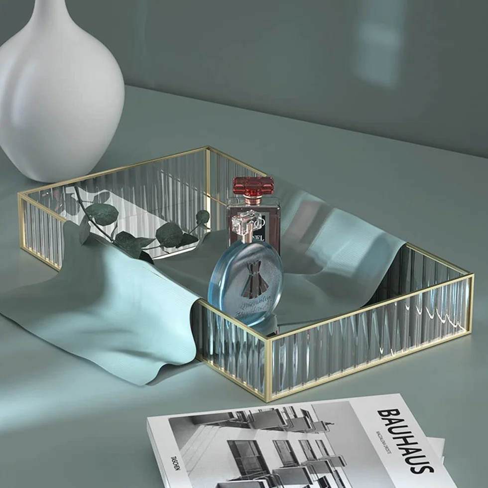 Taca dekoracyjna z lustrem vintage złota prostokątna 30x20x5,5 cm organizer na kosmetyki