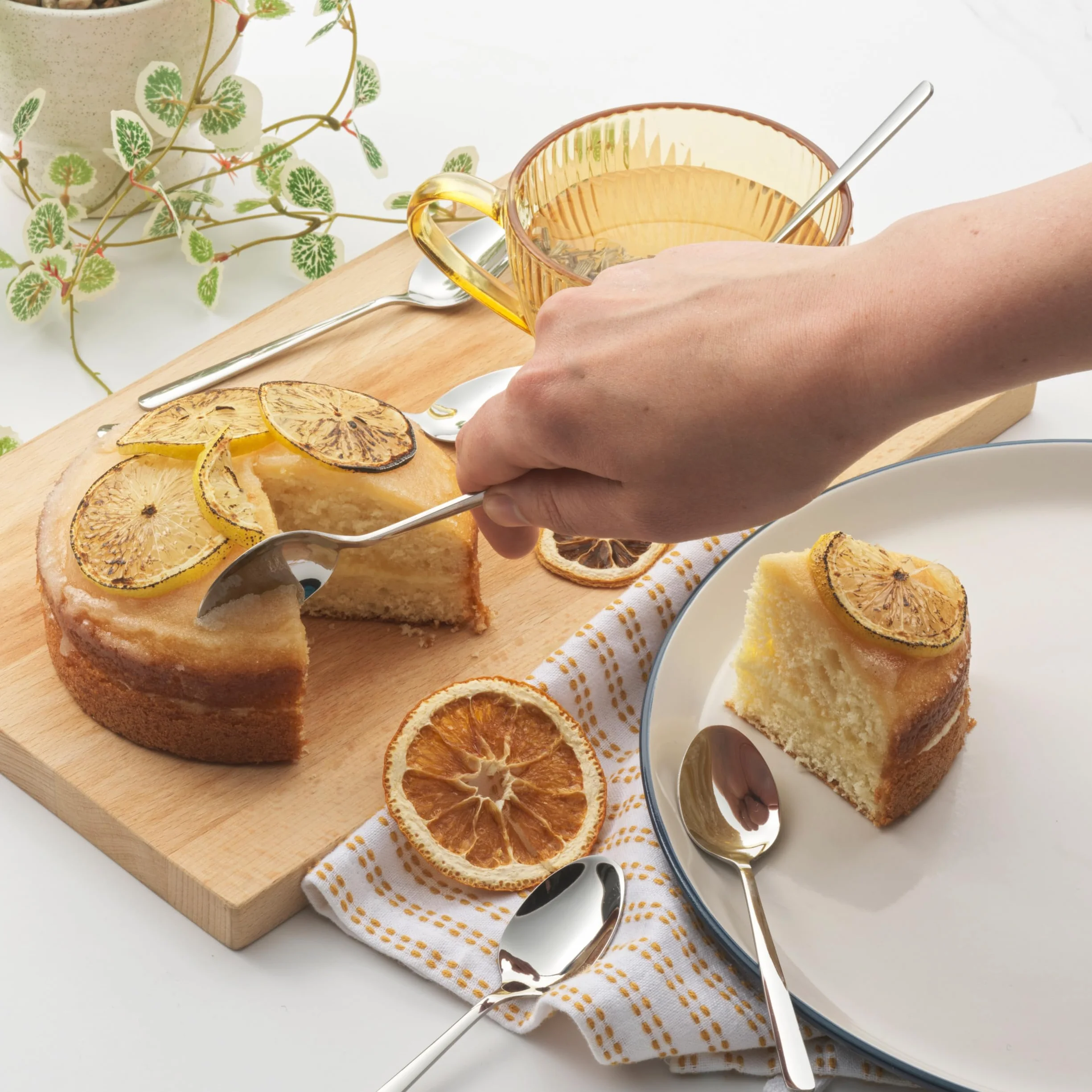 Russell Hobbs zestaw 6 łyżeczek do kawy ze stali nierdzewnej, lustrzane wykończenie