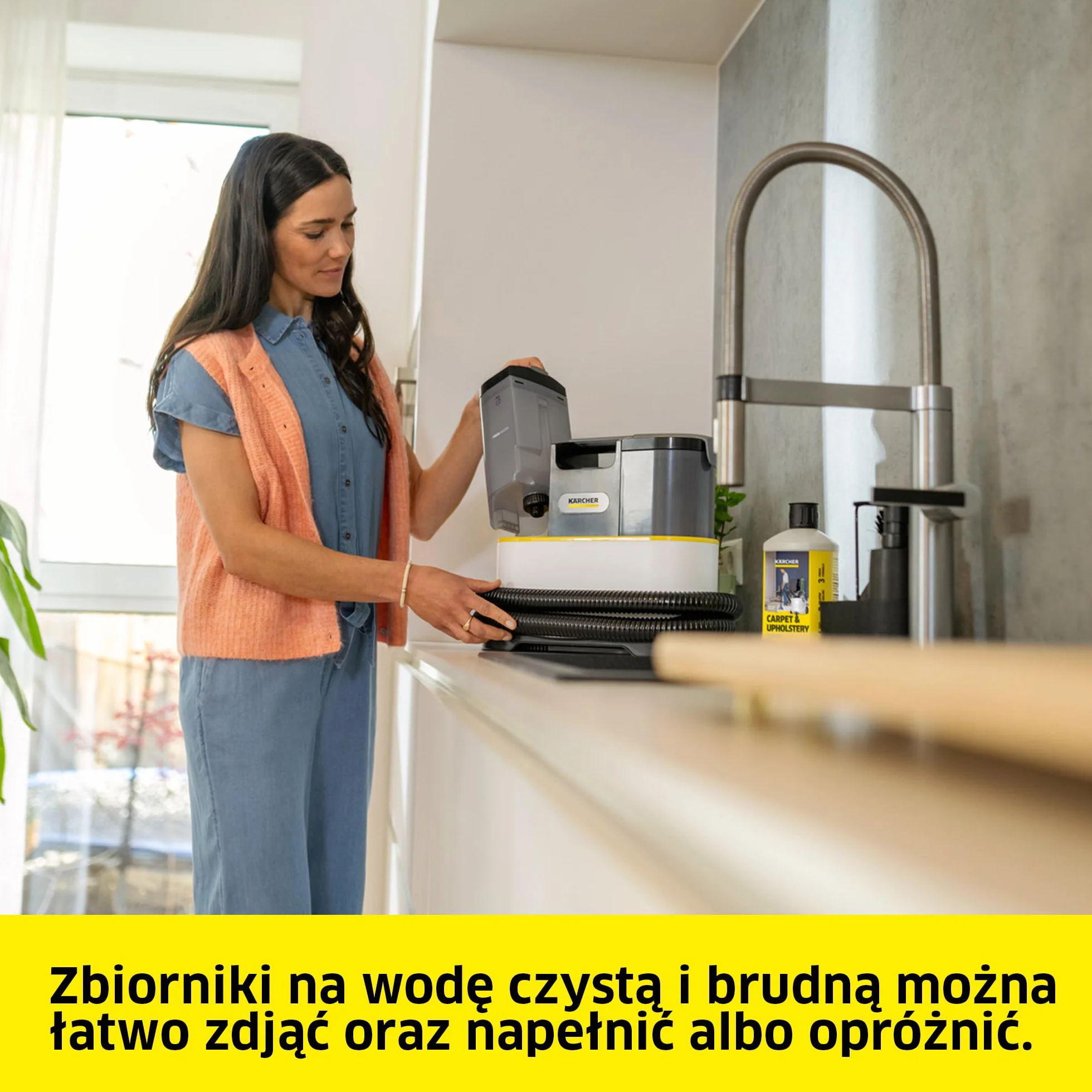 Kärcher odkurzacz piorący SE 2 Spot Care, moc pobierana: 450 W, zbiornik na czystą wodę: 1,5 l, powierzchnia: 2,89 m², waga: 4,2 kg, dysza z podkładką piorącą, dysza do plam i środek czyszczący RM 519