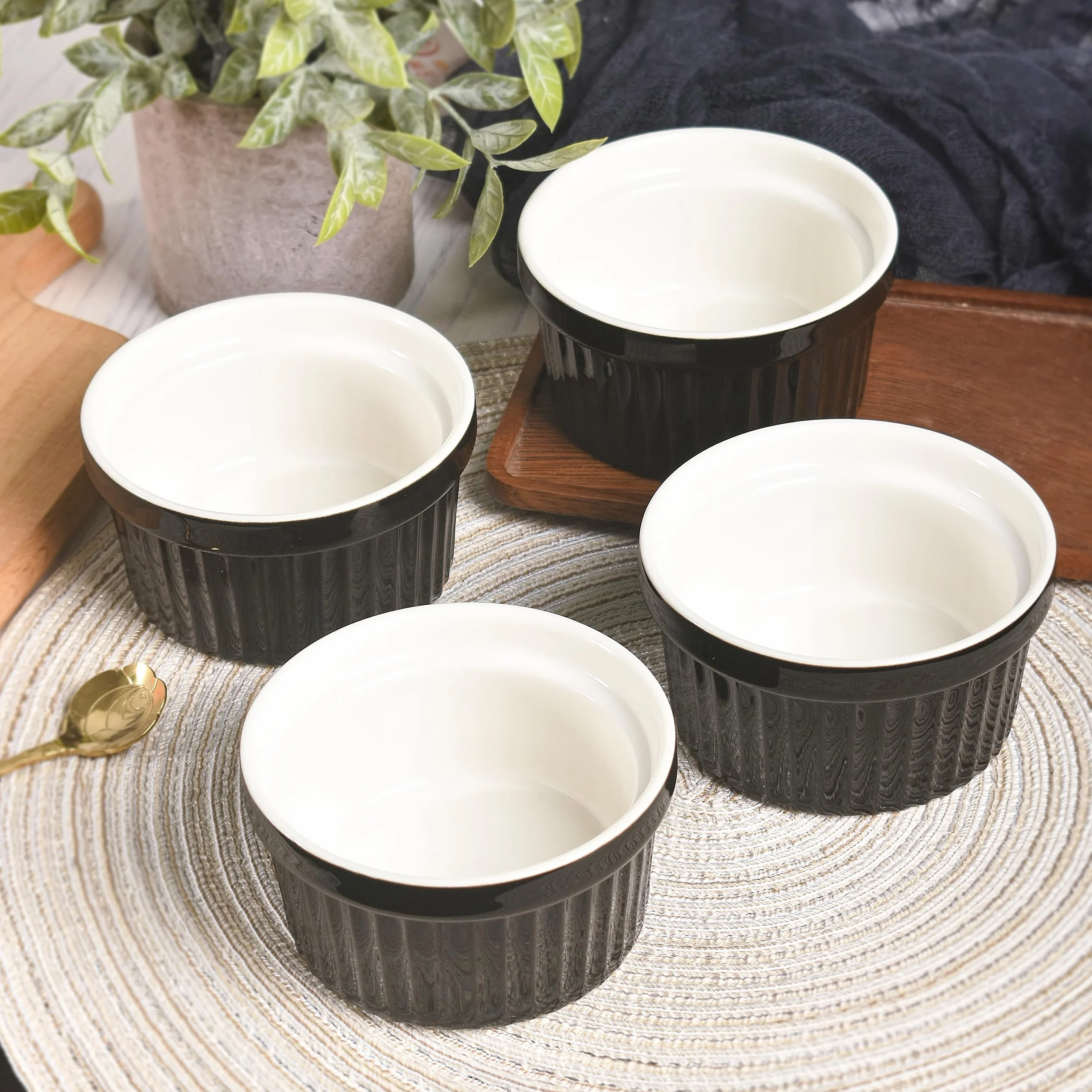 homEdge Zestaw porcelanowych ramekinów, 240 ml / 8 uncji, miska do lodów, kremowa brûlée ramekins, do pieczenia, zestaw 6 sztuk, kolor czarny
