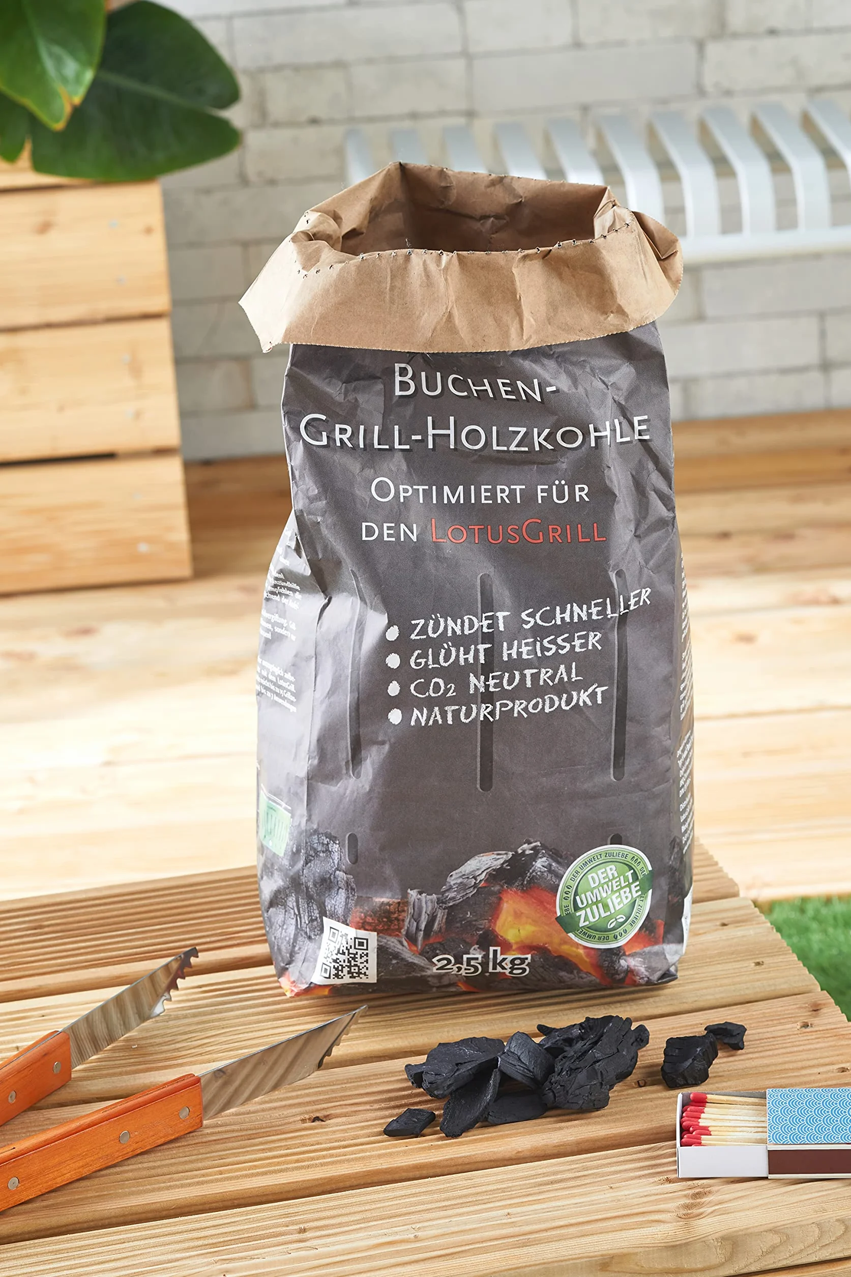 LotusGrill Węgiel drzewny 2,5 kg worek, wielokolorowy, 37,9 x 25,3 x 18,2