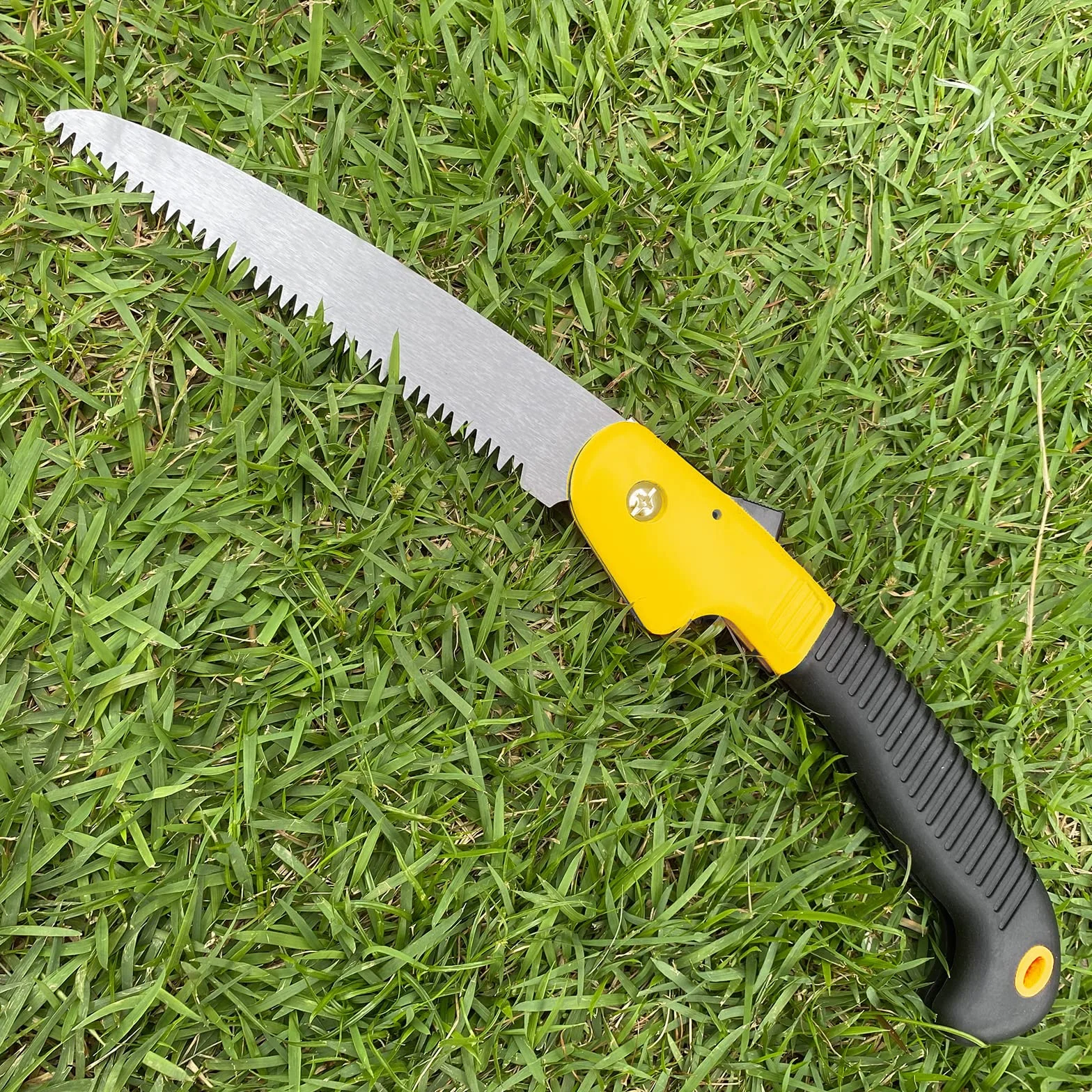 Newaner Piła do gałęzi, piła ręczna, outdoorowa piła składana o długości 18 cm, brzeszczot ze stali, piła do naprawy ogrodów tarasowych, na kemping, składana piła 39 cm (żółta)