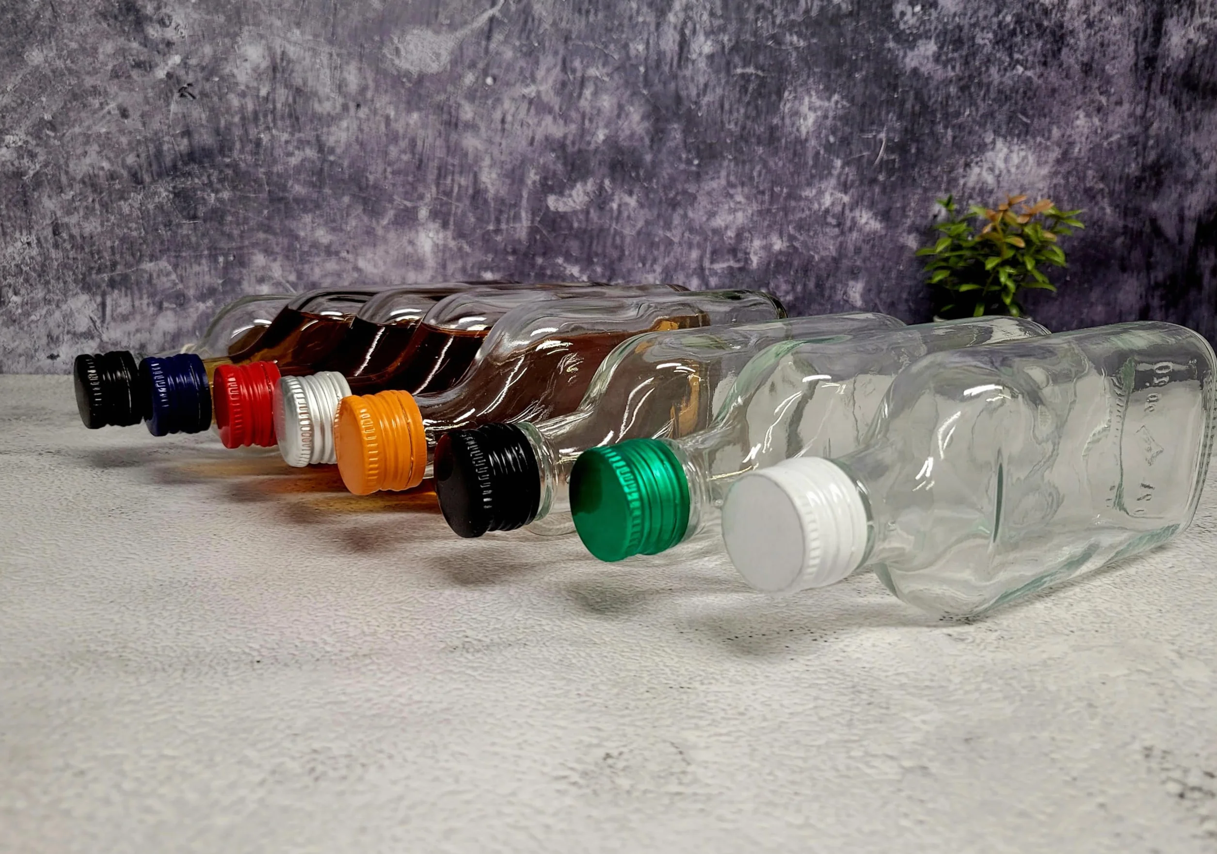 20 x piersiówka, szklane butelki 100 ml (0,1 l) i metalowe zakrętki (skręć na pokrywkach) - domowy olej do warzenia ginu, ocet, wódka, wino - DIAH (butelka 20 x 100 ml + zakrętki mieszane)