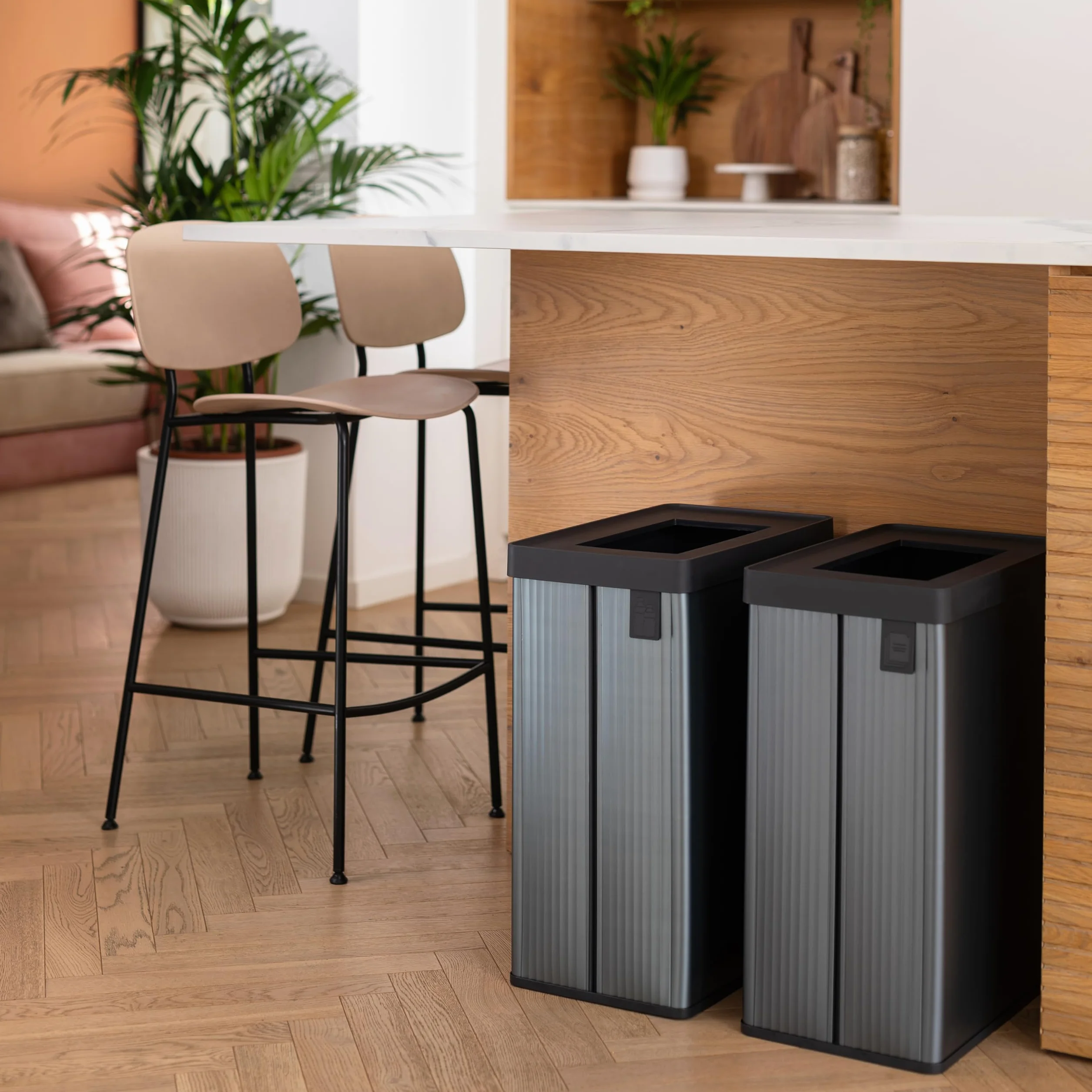 CURVER Keter Verto Kosz do recyklingu 54 l, podwójne przegrody, pokrywa z recyklingu, łatwe sortowanie, elegancki design, perłowy niebieski