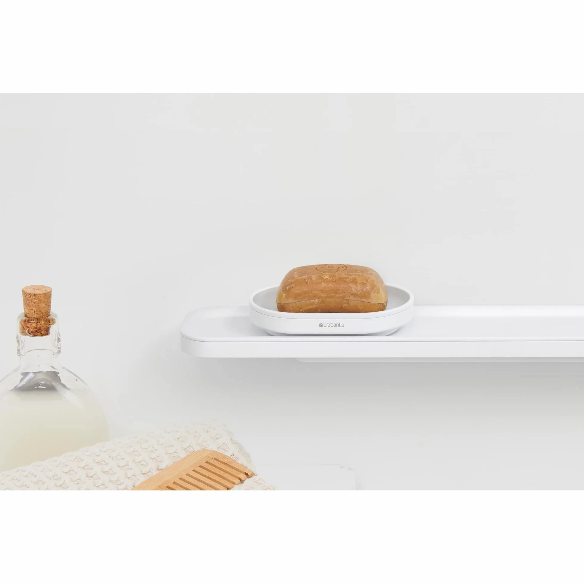Brabantia - Mindset Mydelniczka - Antypoślizgowa Podstawa - Źebra Utrzymują Mydło Wysoko i Sucho - Wyjmowana Taca Wewnętrzna - Odporna na Korozję - Akcesoria Łazienkowe - Fresh White - 12 x 8 cm