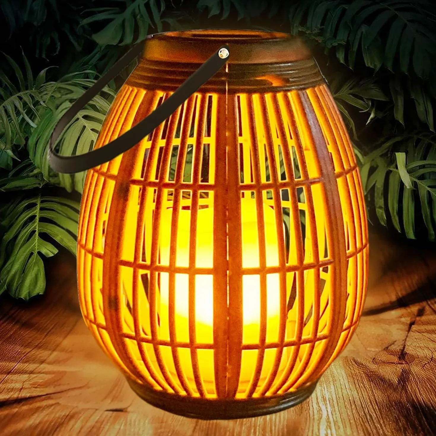 Joycome Latarnia solarna do zewnątrz, lampa ogrodowa z efektem płomienia, wisząca rattanowa, wodoodporny IP44, lampa stołowa