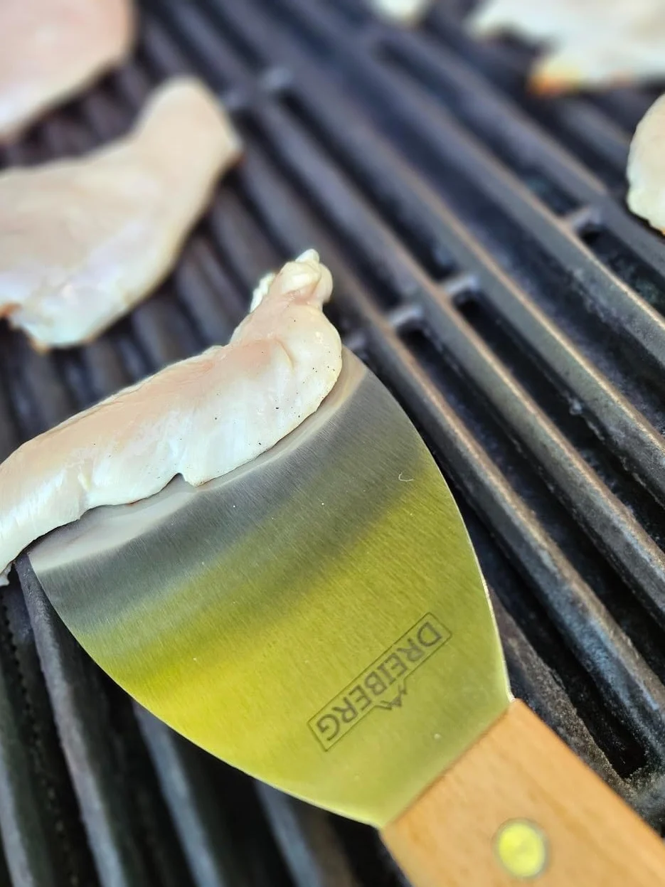 DREIBERG Smash Burger Set z papierem do burgerów i łopatką do grilla w zestawie 20 sztuk