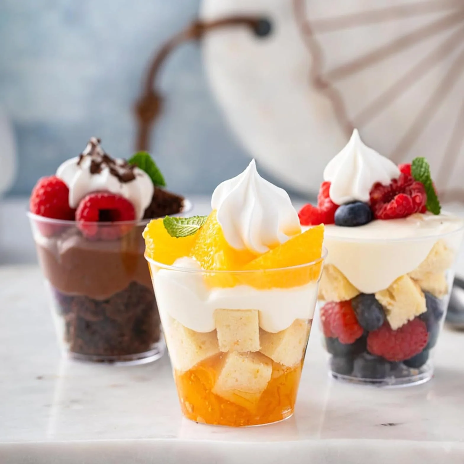Plastikowe kubki deserowe, 50 szt., z łyżeczkami, 60 ml, wielokrotnego użytku, do puddingu, musu, lodów, deserów, na imprezę