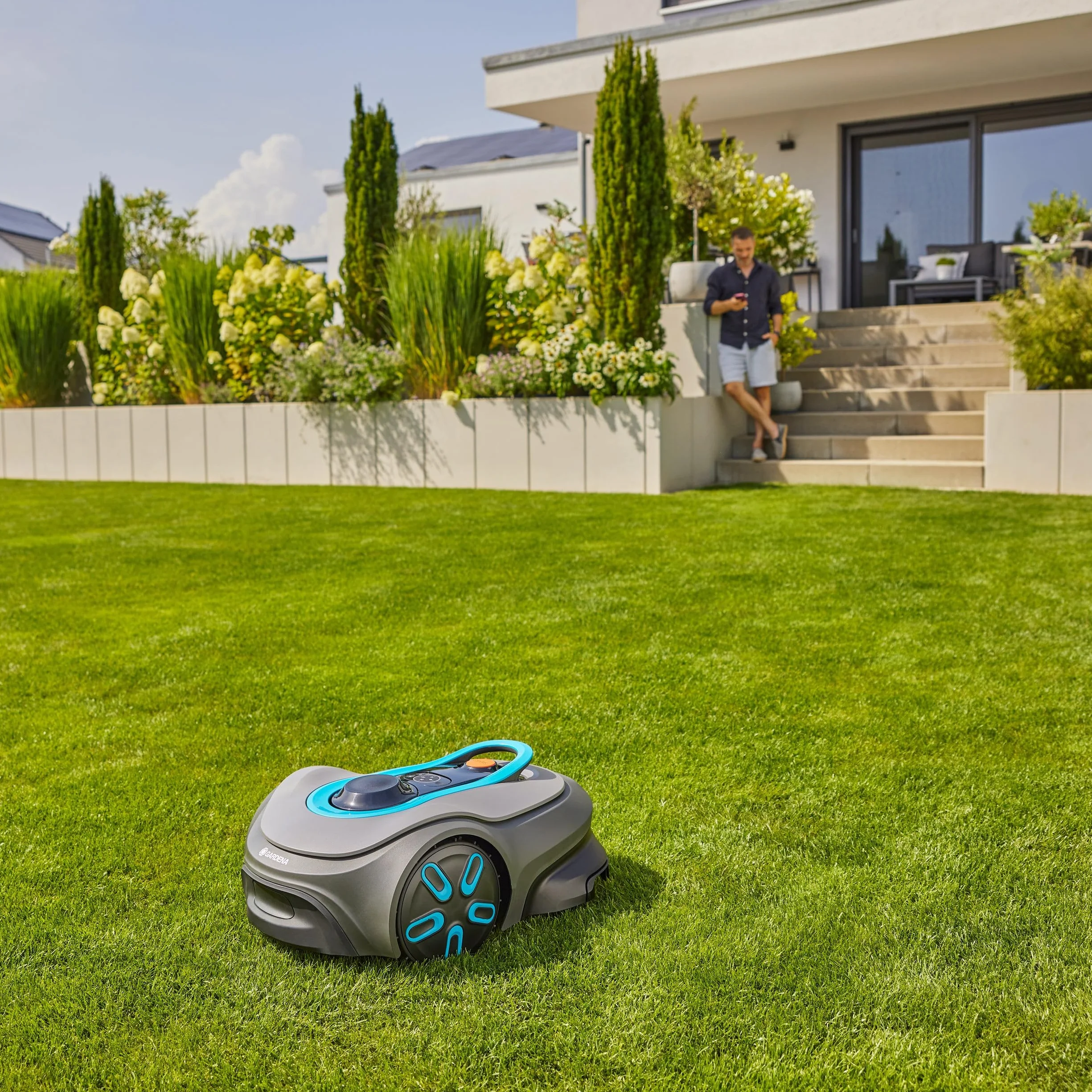Gardena inteligentny robot koszący SILENO free Set 600 m², bezprzewodowy, do trawników o powierzchni do 600 m², LONA Intelligence, bez przewodu granicznego, cicha praca (19921-32)