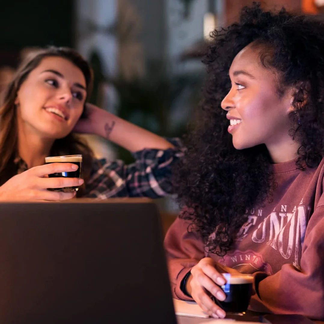 Philips Senseo Original Plus CSA210/10 ekspres do kawy na saszetki (wybór mocy kawy, technologia Coffee Boost, wykonany z plastiku pochodzącego z recyklingu), biały